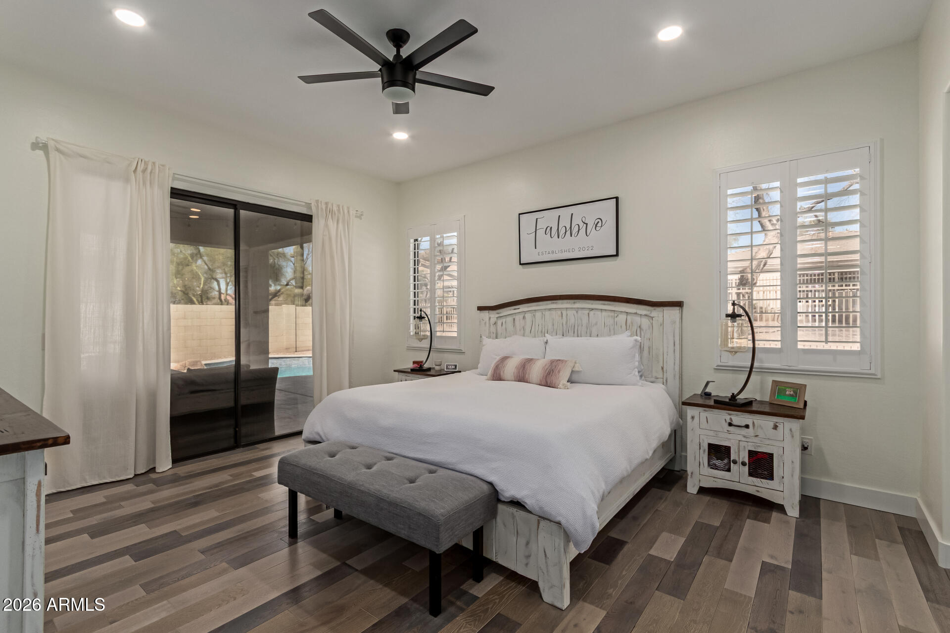 DESERT RIDGE LOT 31 - Residential