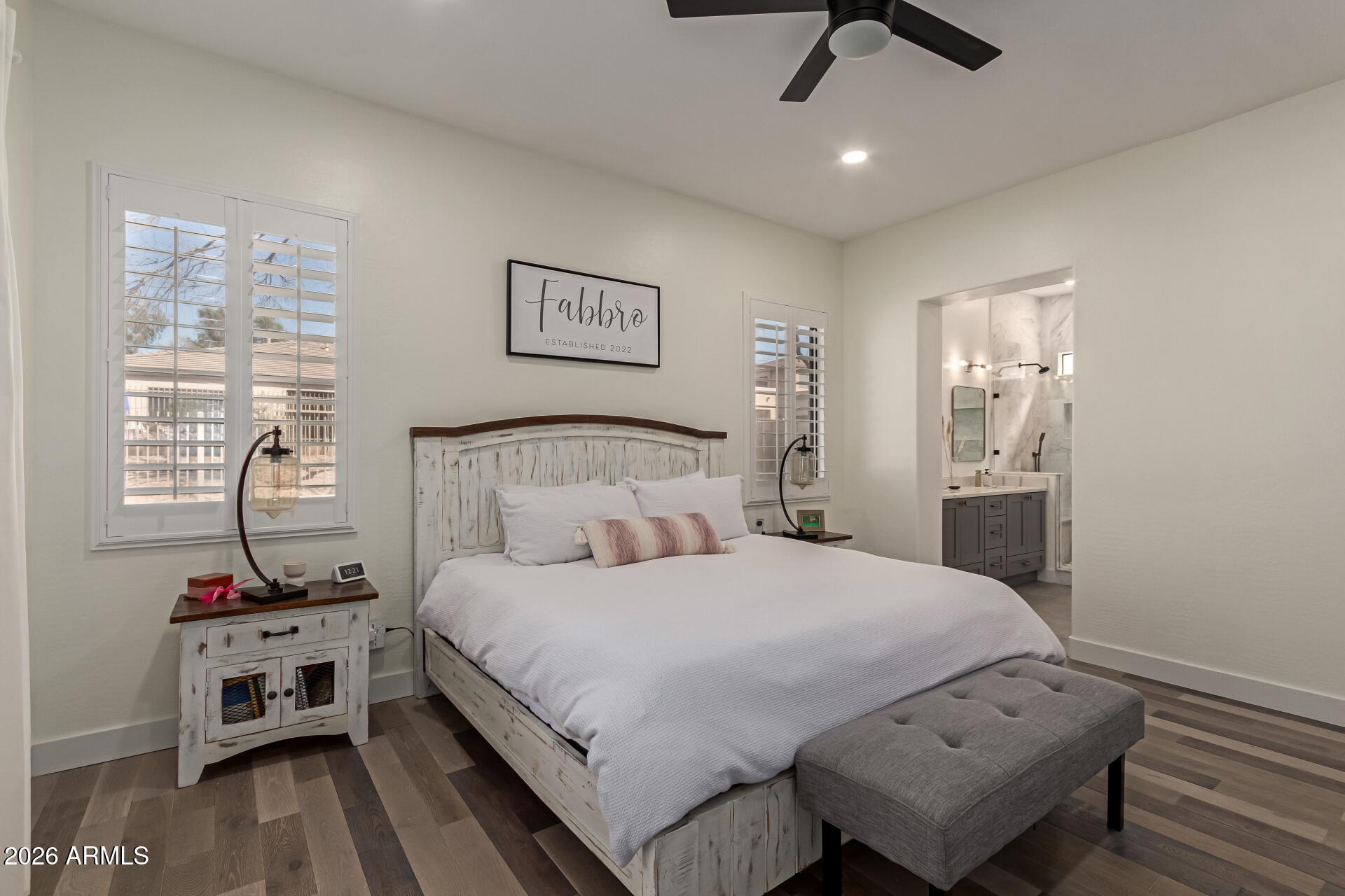 DESERT RIDGE LOT 31 - Residential