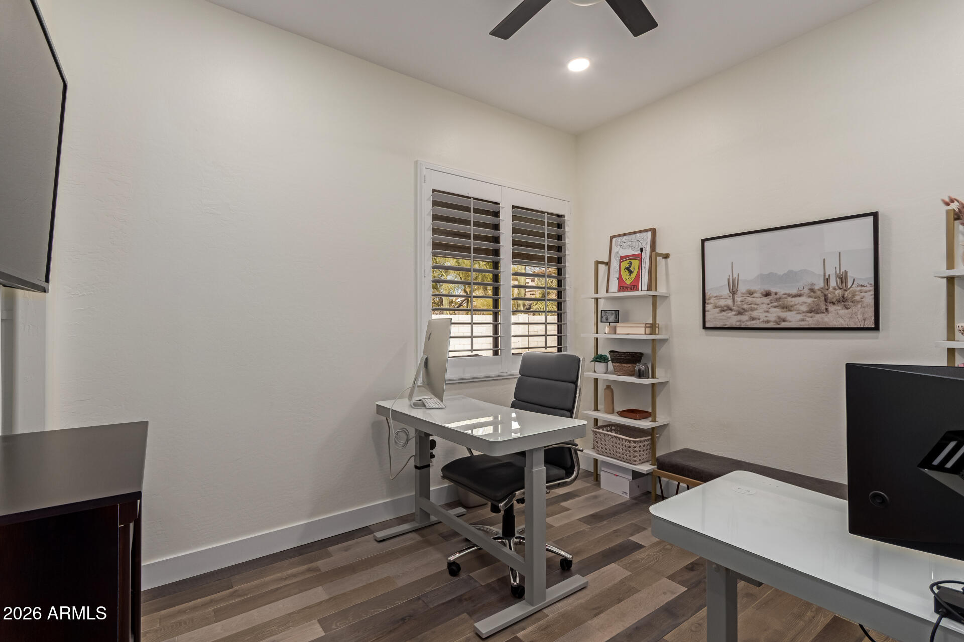 DESERT RIDGE LOT 31 - Residential