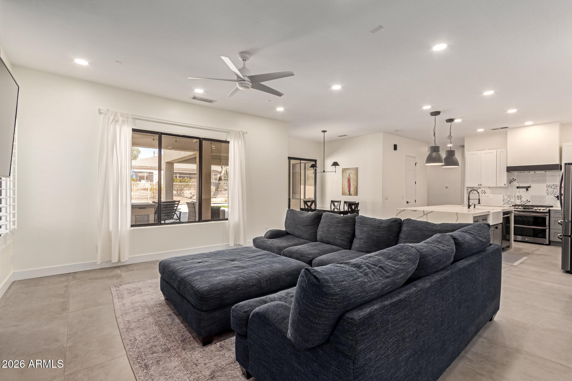 DESERT RIDGE LOT 31 - Residential
