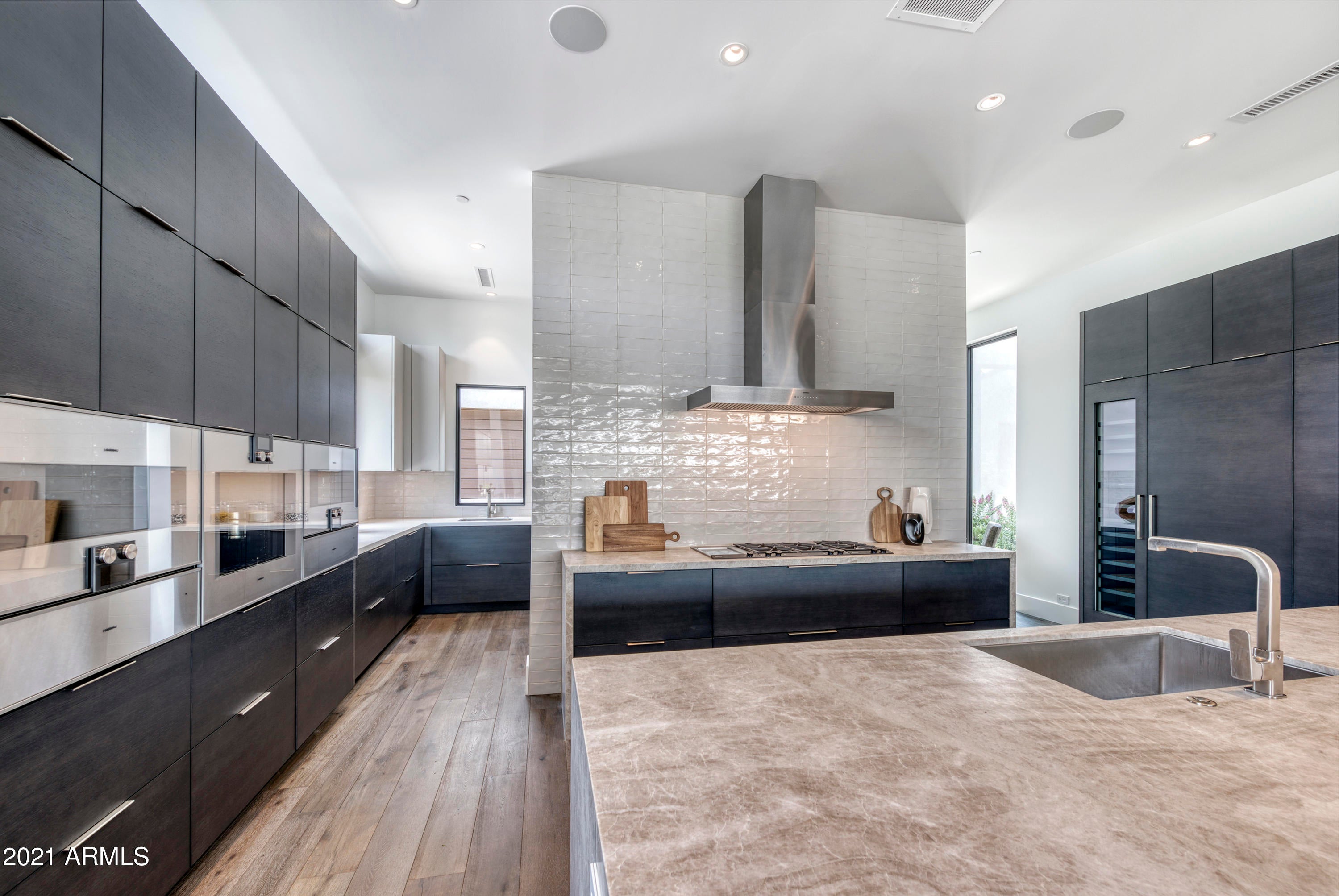 RITZ-CARLTON PARCEL B MCR 1316-06 - Residential