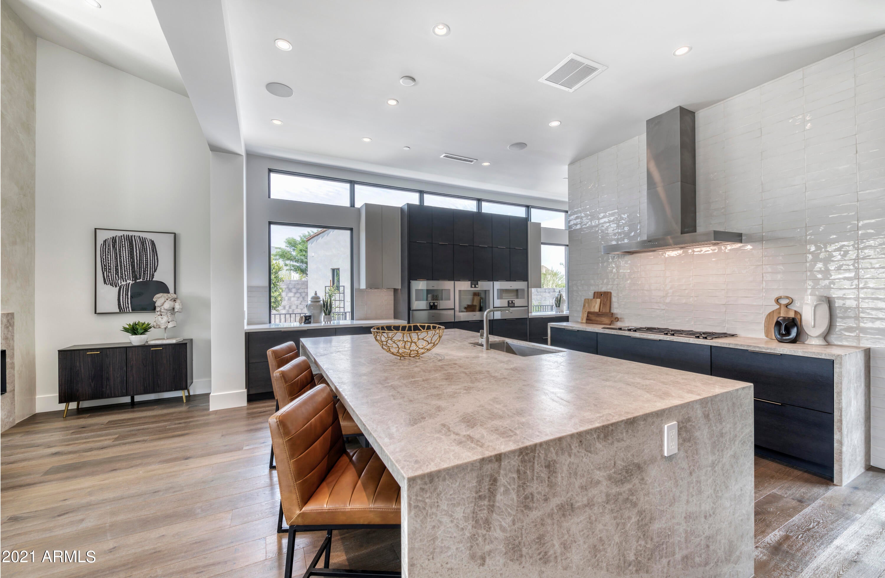 RITZ-CARLTON PARCEL B MCR 1316-06 - Residential