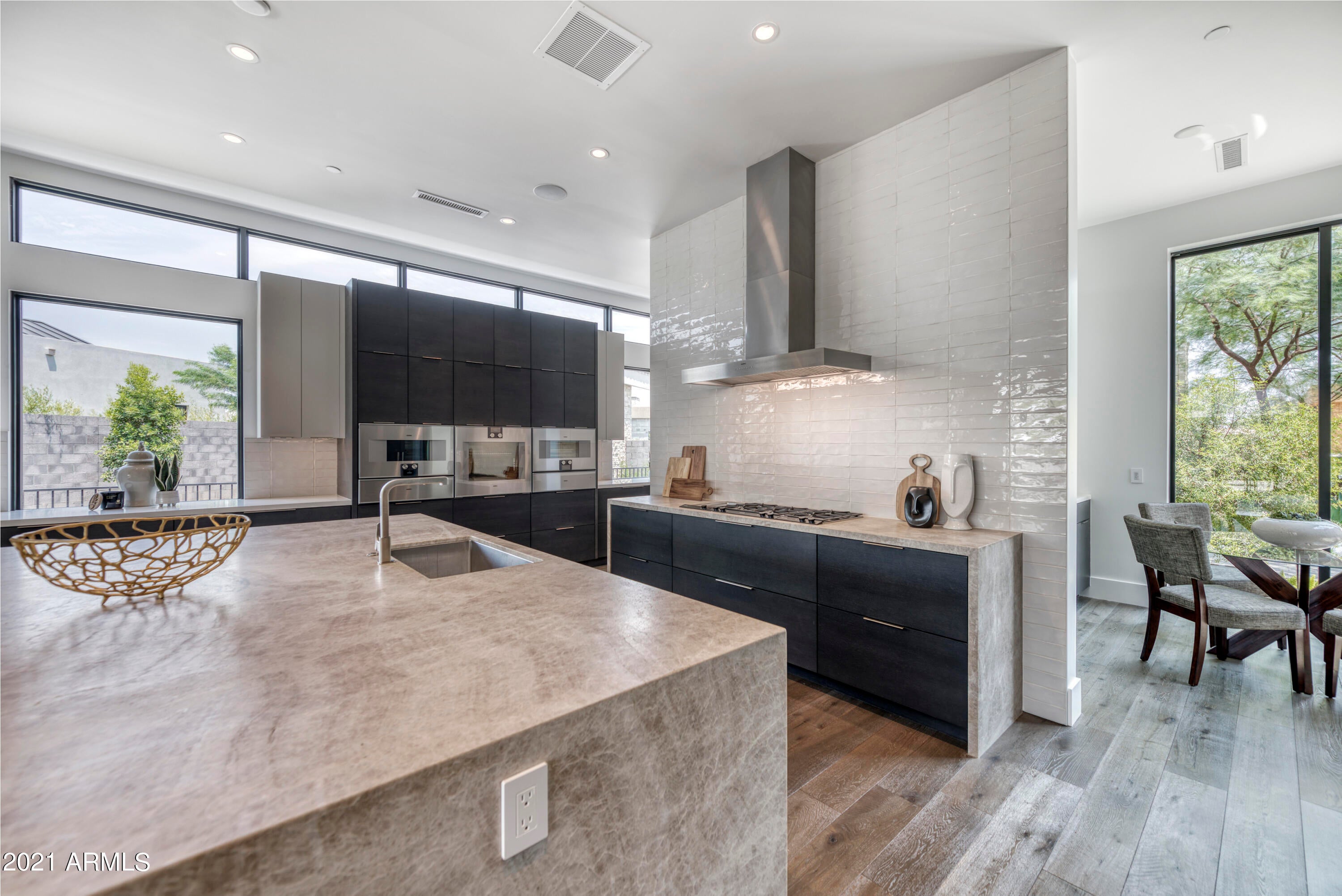 RITZ-CARLTON PARCEL B MCR 1316-06 - Residential