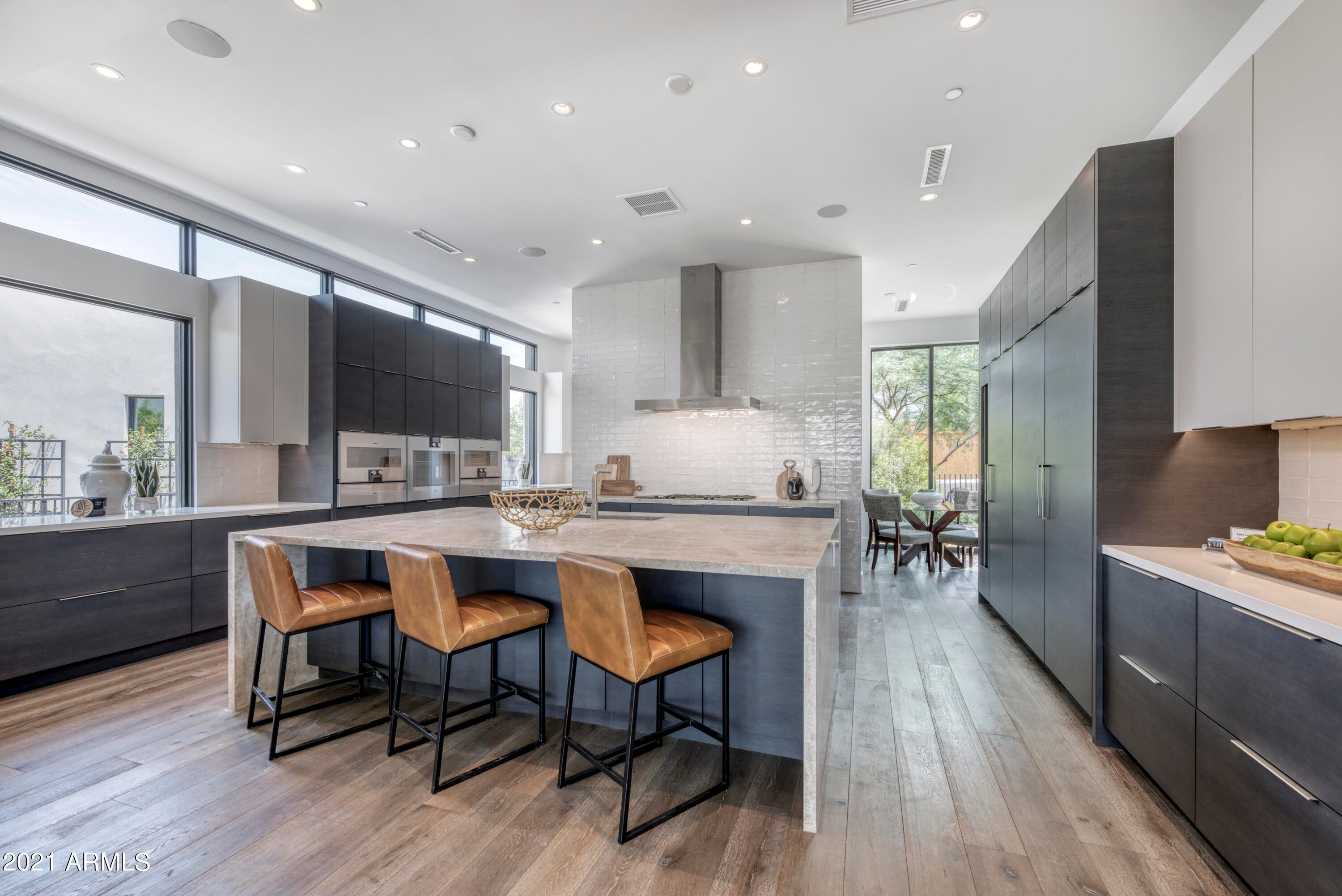 RITZ-CARLTON PARCEL B MCR 1316-06 - Residential