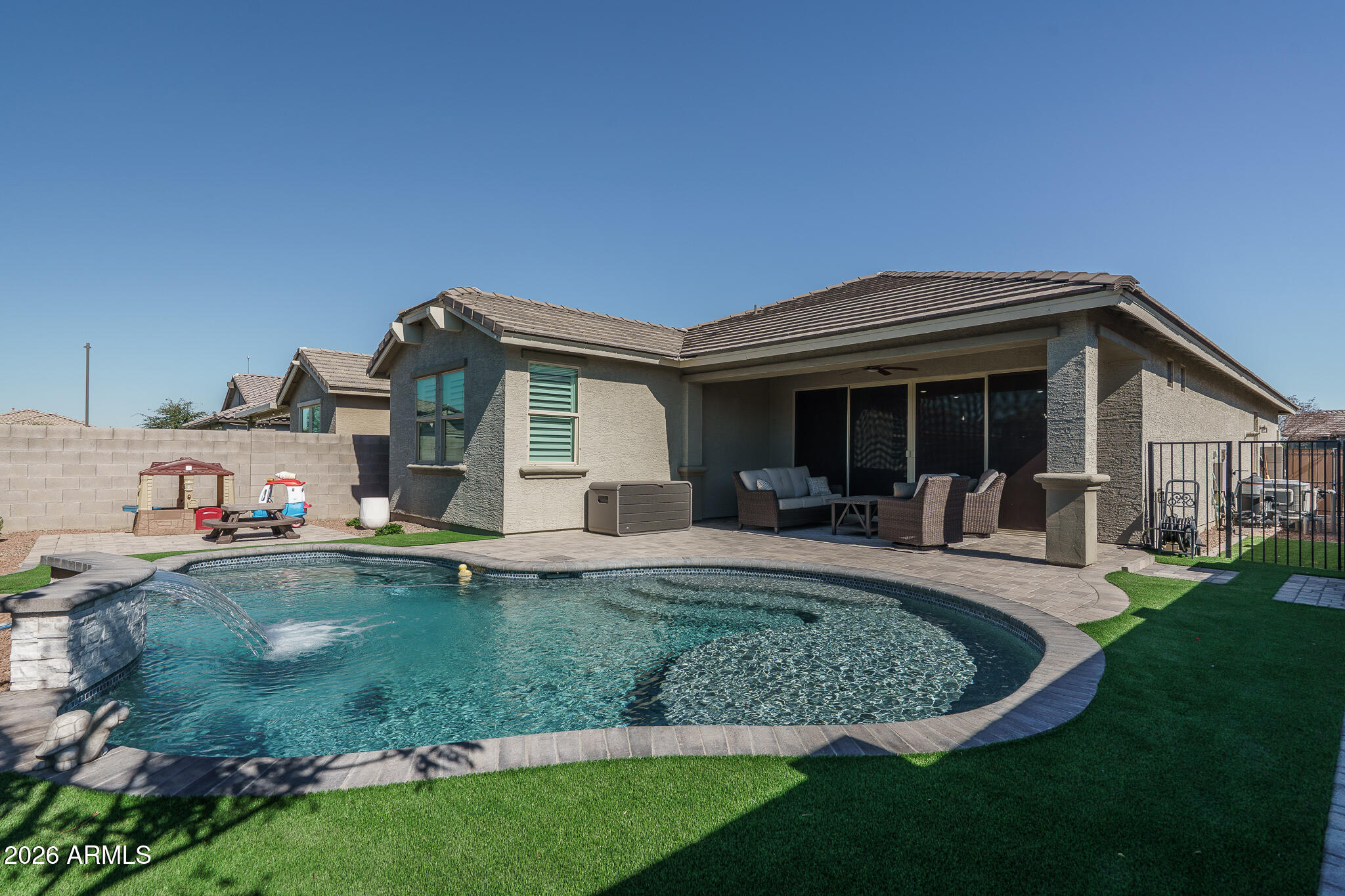 FULTON HOMES ESTRELLA COMMONS PHASE 1 - Residential