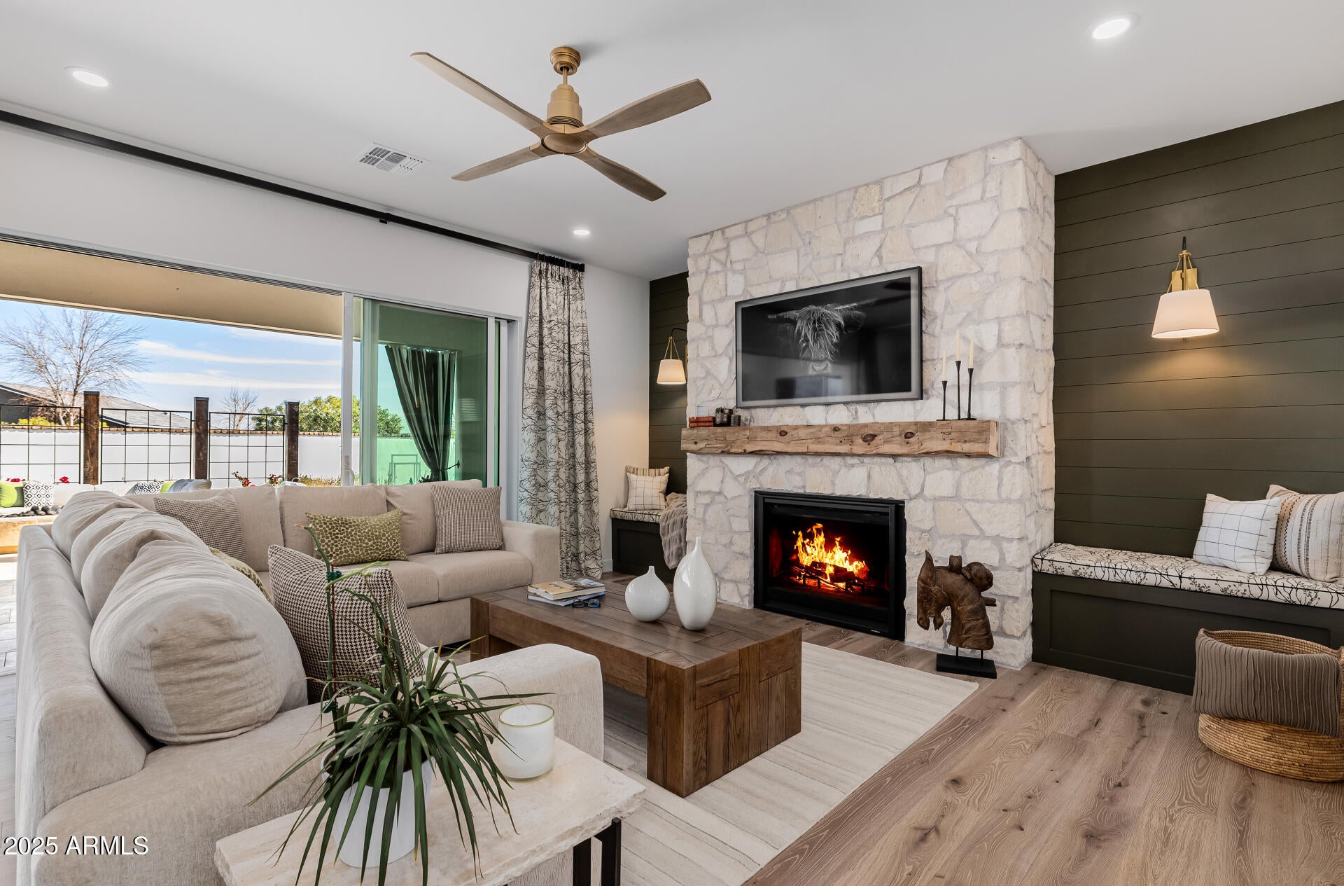 Sterling Grove - Residential