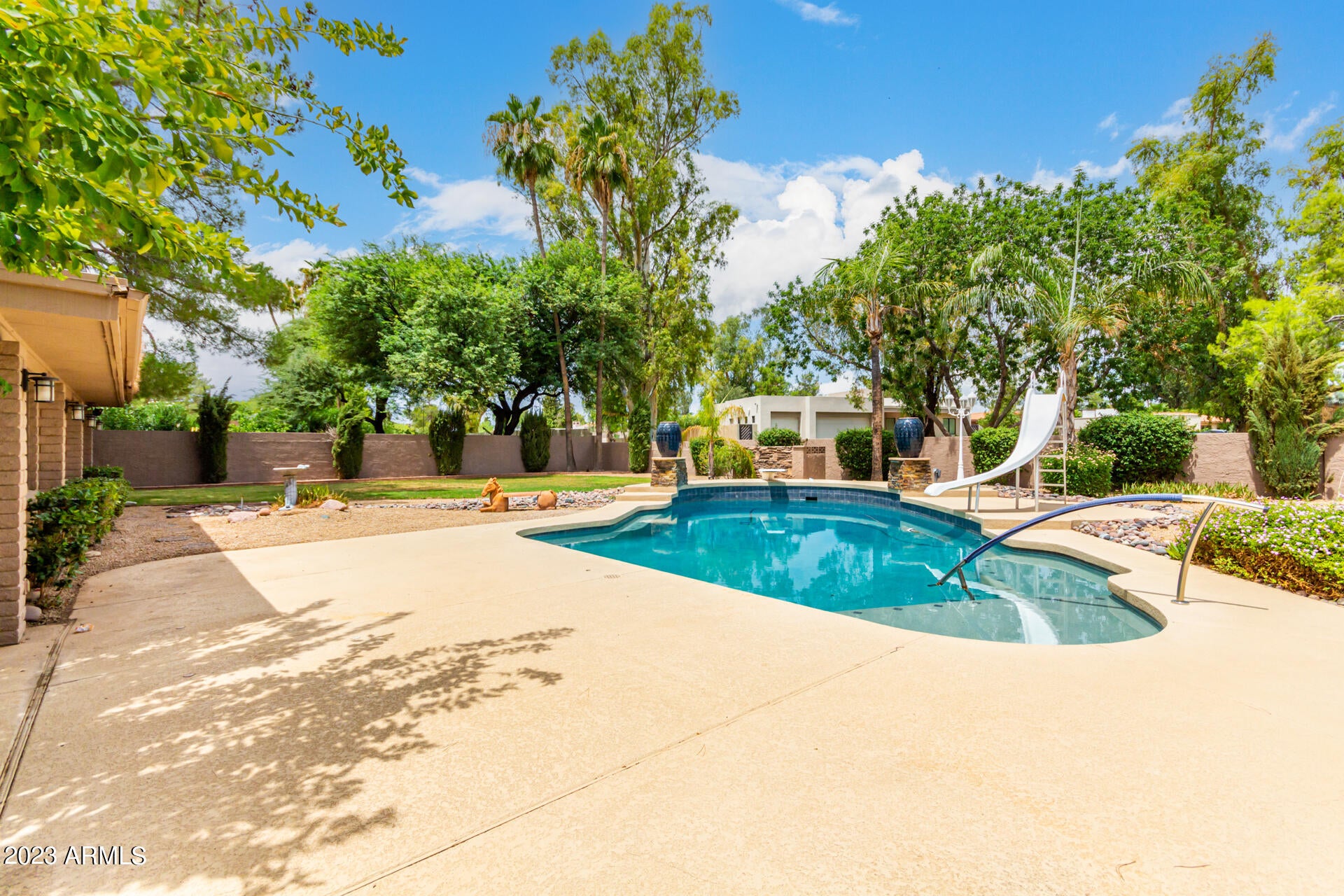 PARADISE PARK TRAILS - Residential