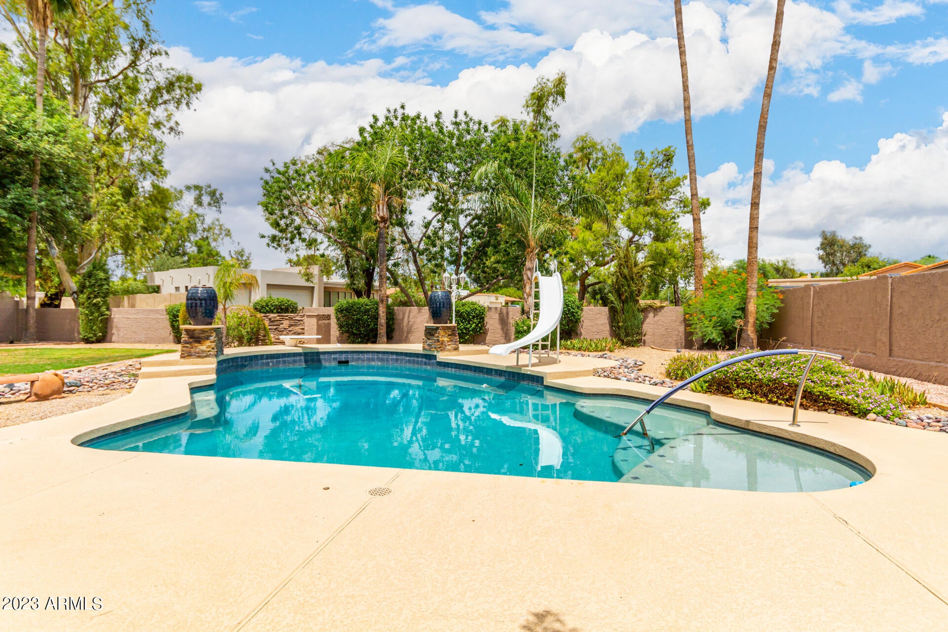PARADISE PARK TRAILS - Residential