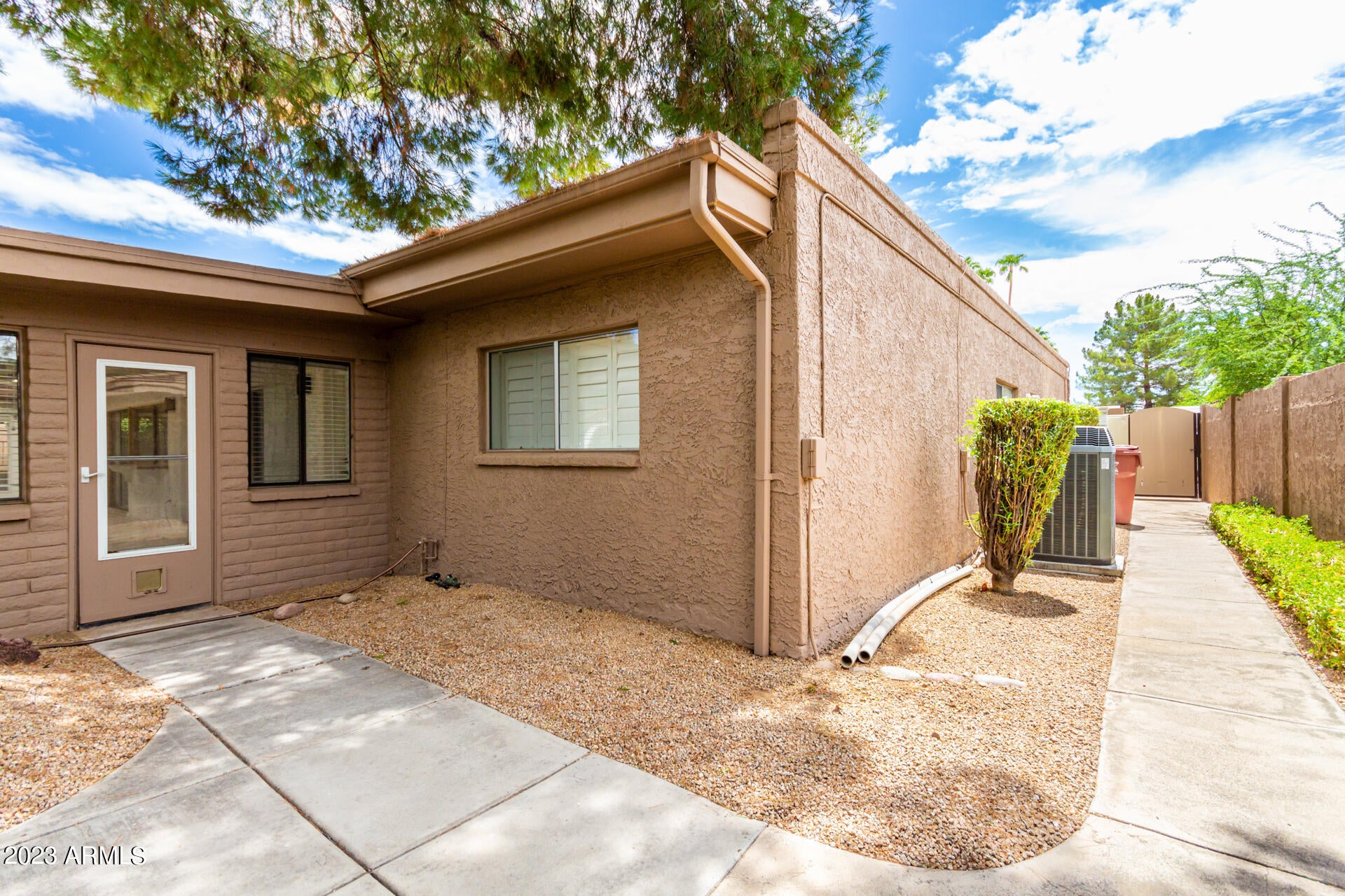 PARADISE PARK TRAILS - Residential