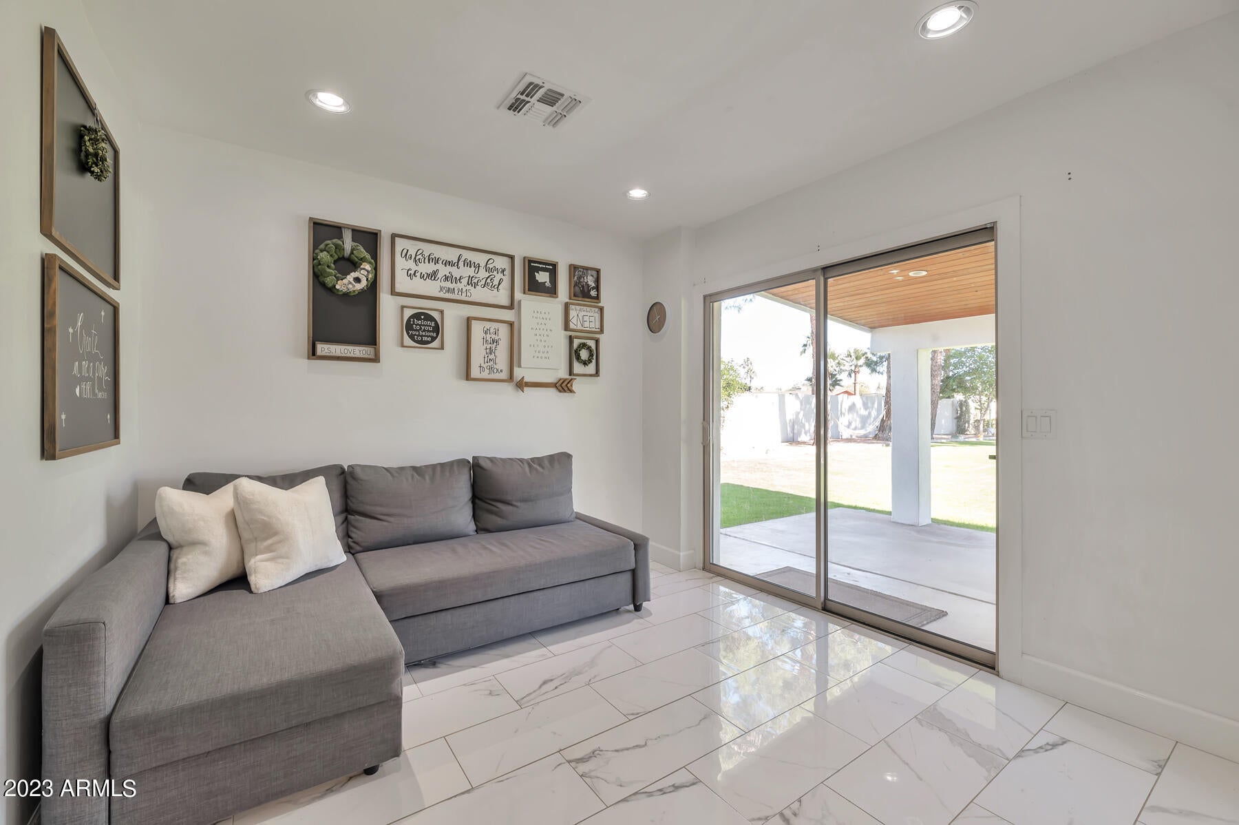 AVANT 1 UNIT 2 - Residential