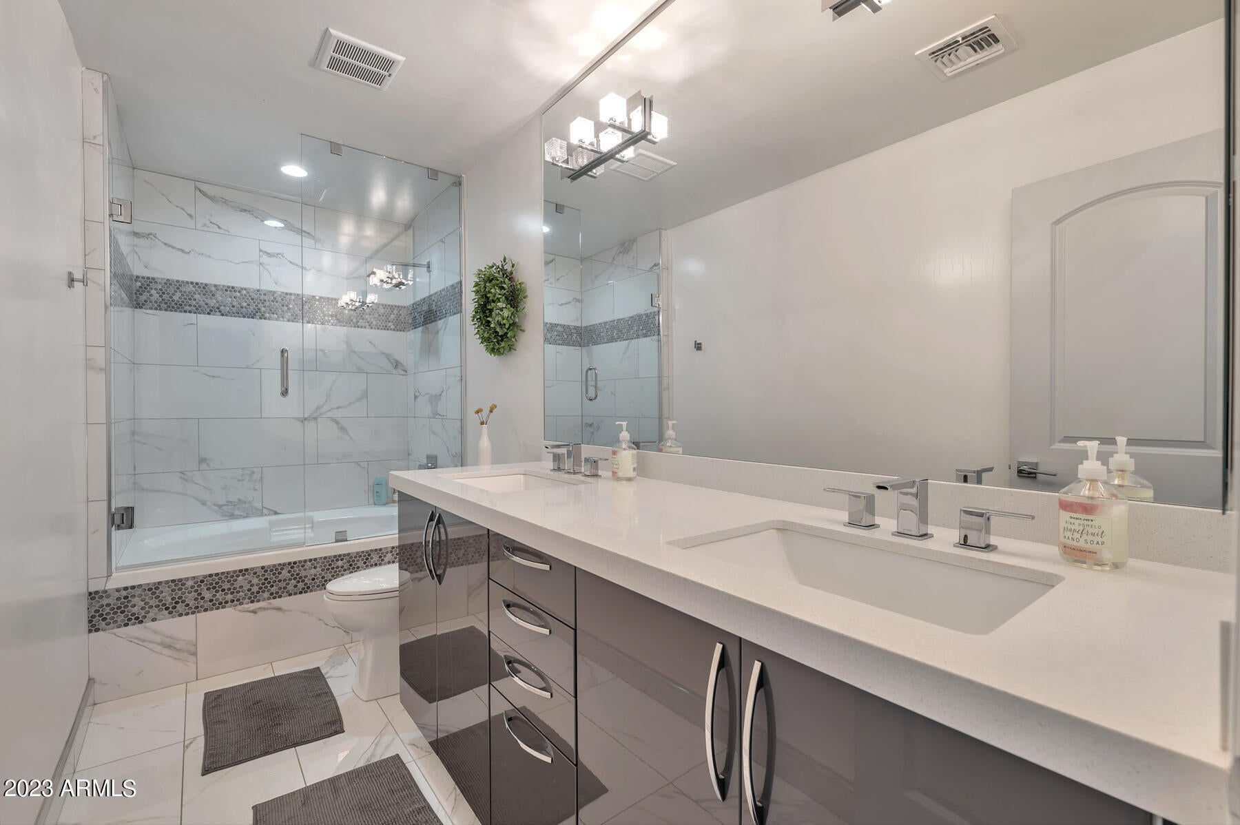 AVANT 1 UNIT 2 - Residential