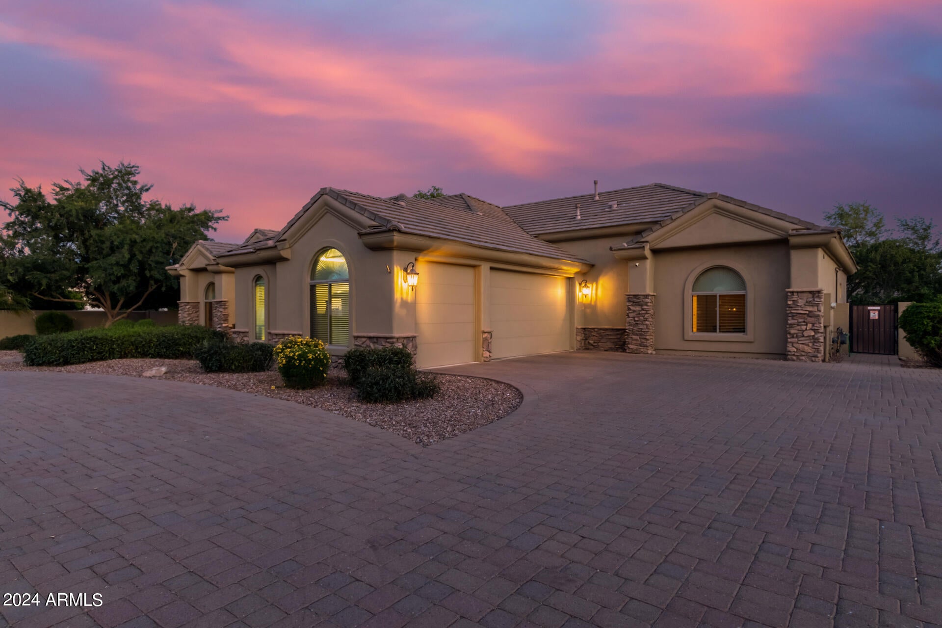 CIRCLE G AT OCOTILLO PHASE 1 - Residential