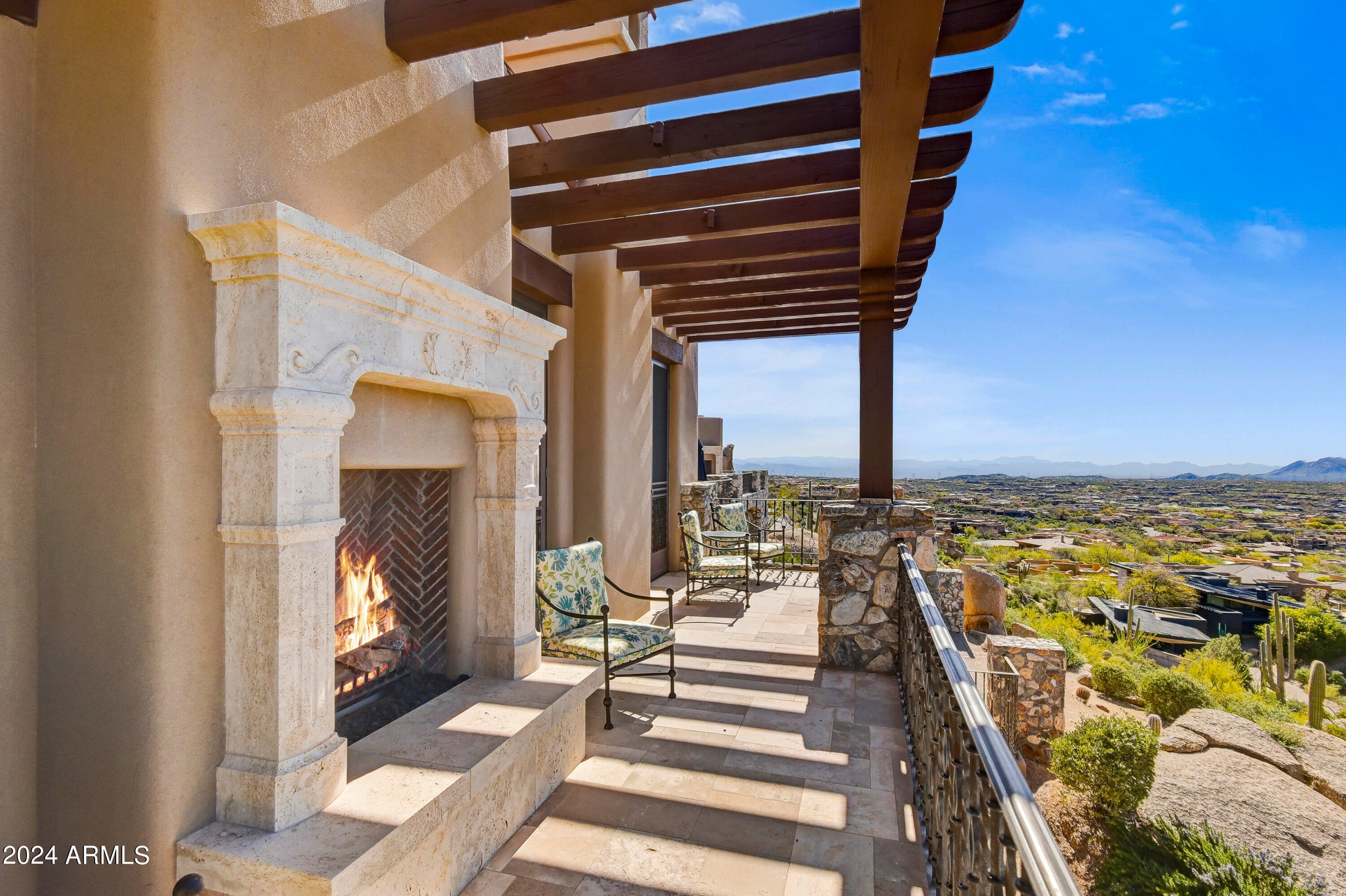 DESERT MOUNTAIN - Residential