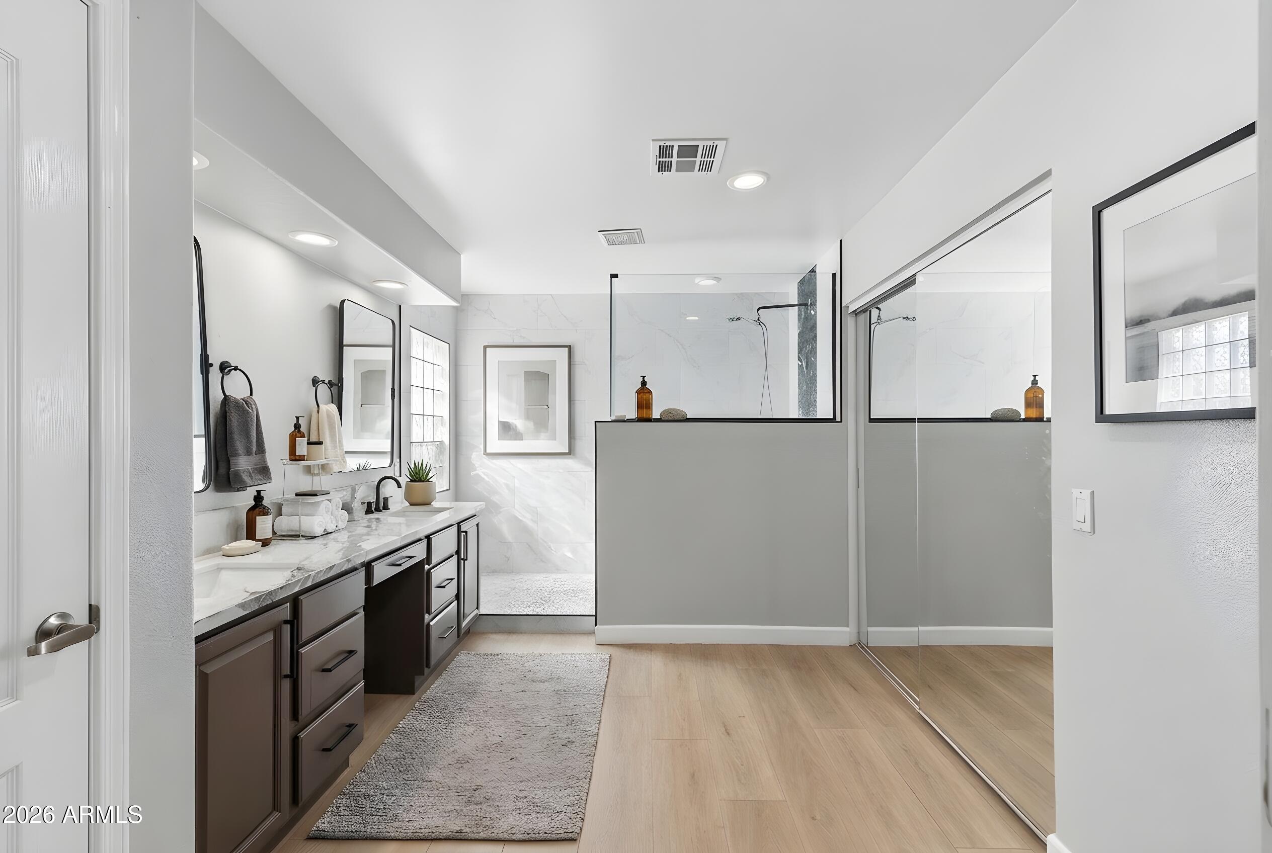 PINEVIEW UNIT ONE LOT 1-97 TR D-G - Residential