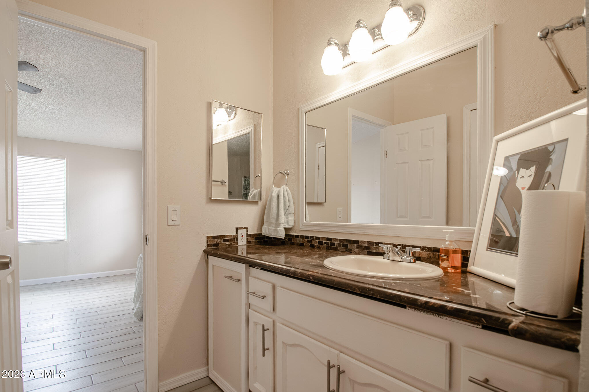 PARADISE GROVES MANUFACTURED H - Residential