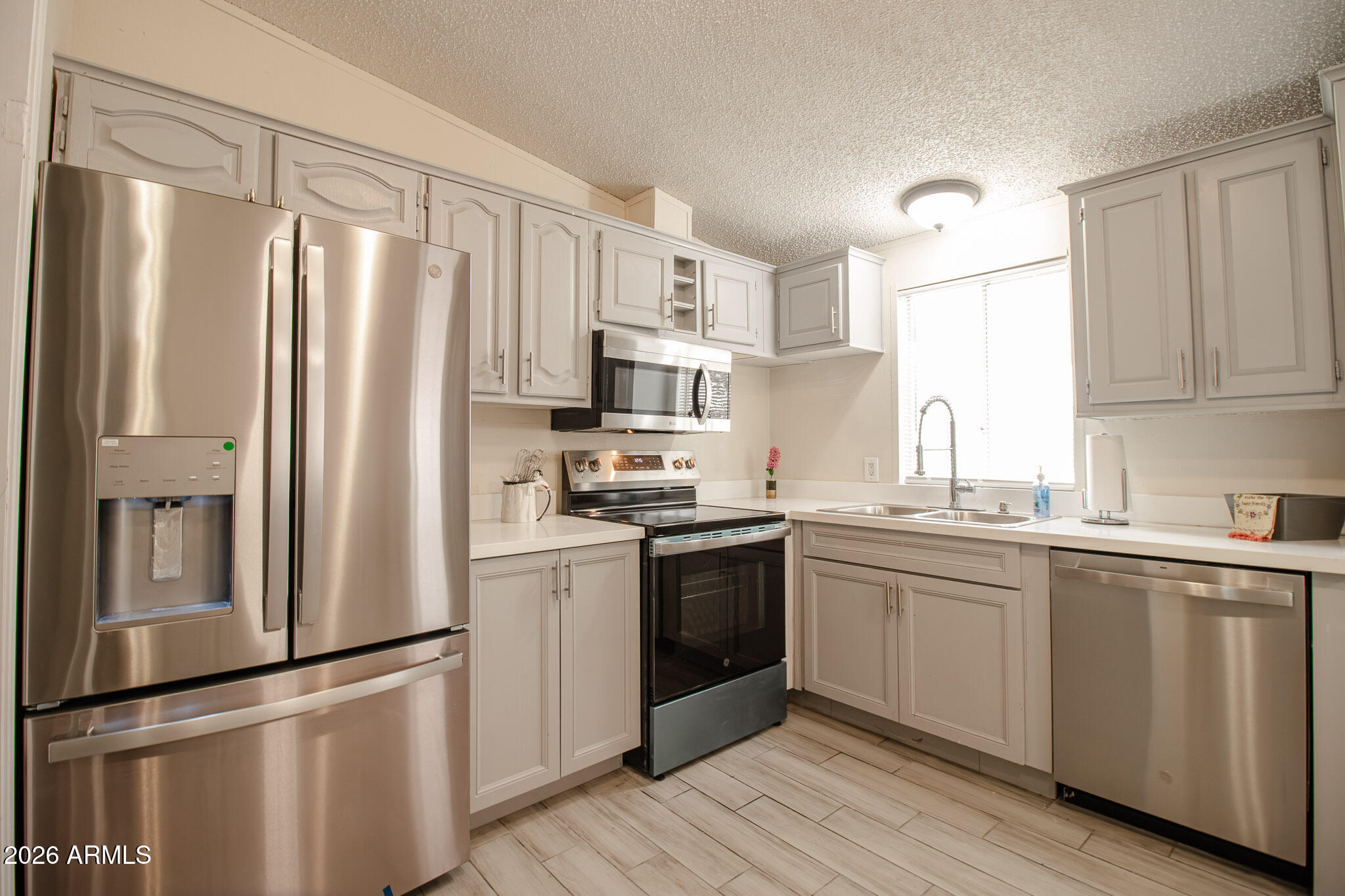 PARADISE GROVES MANUFACTURED H - Residential