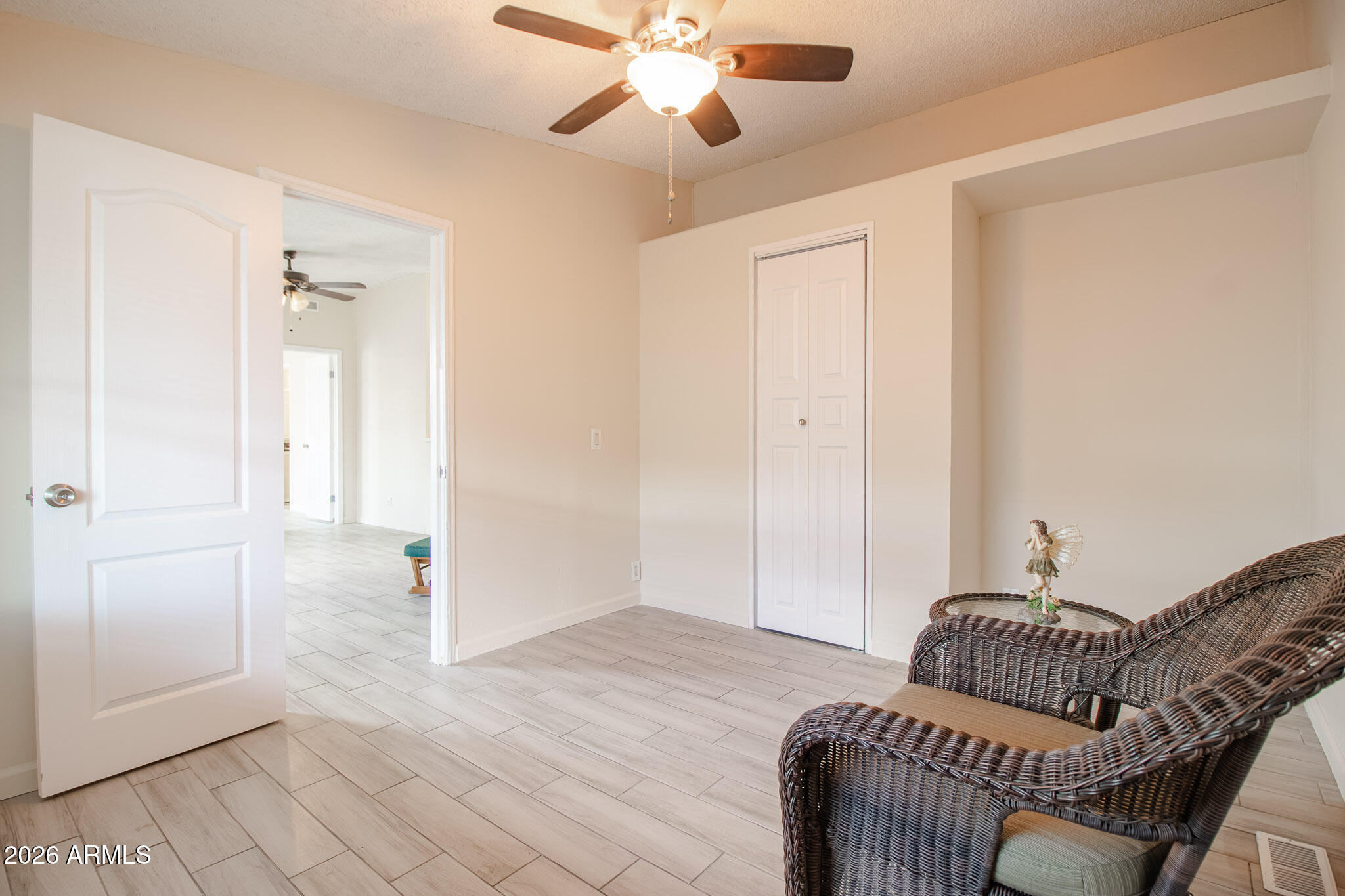 PARADISE GROVES MANUFACTURED H - Residential