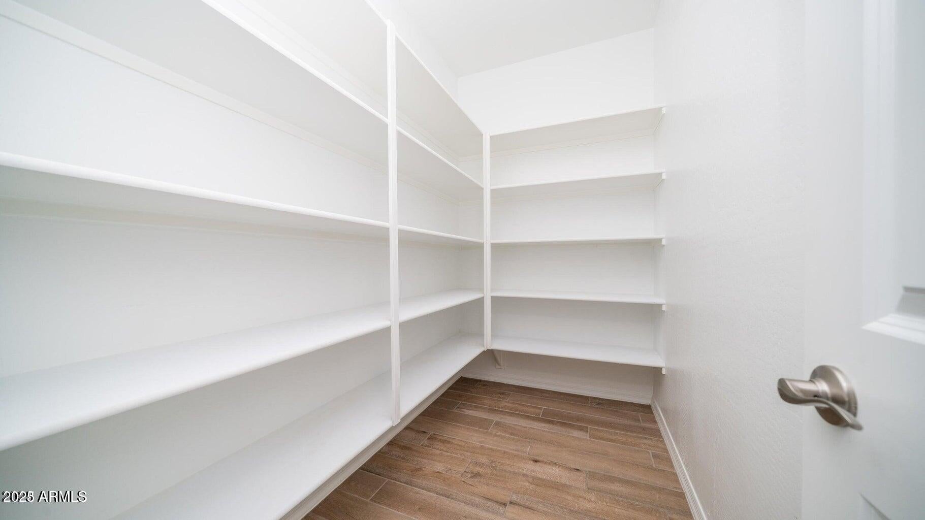 CENTERRA TRACT D REPLAT - Residential