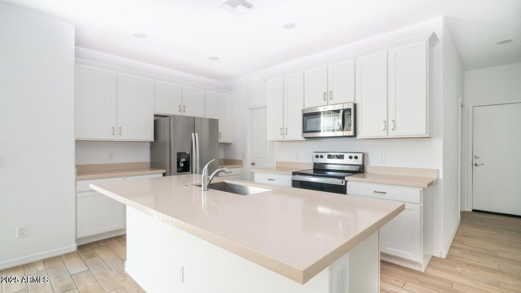 CENTERRA TRACT D REPLAT - Residential