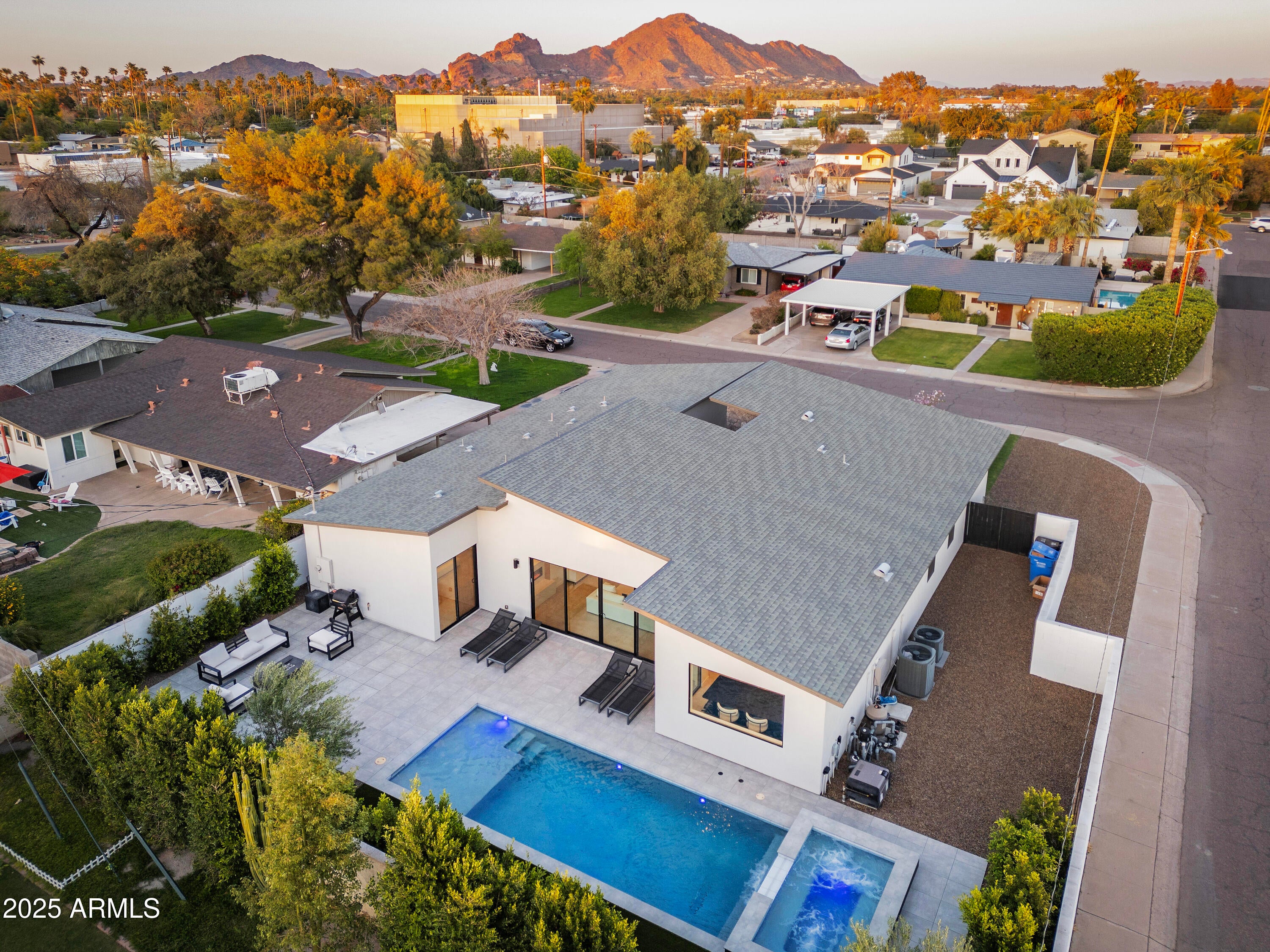 MARSHALL PARKWAY - Residential