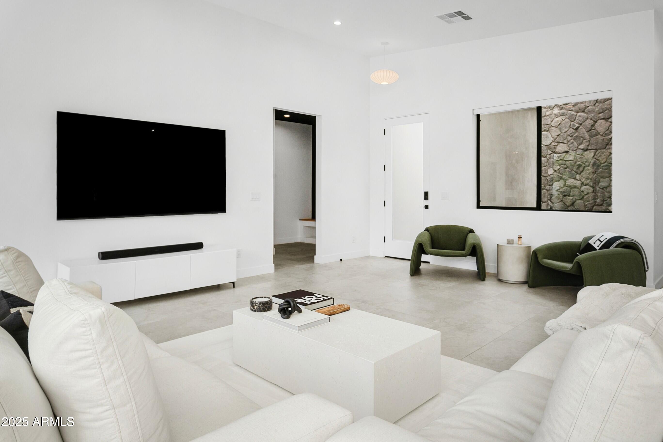 MARSHALL PARKWAY - Residential