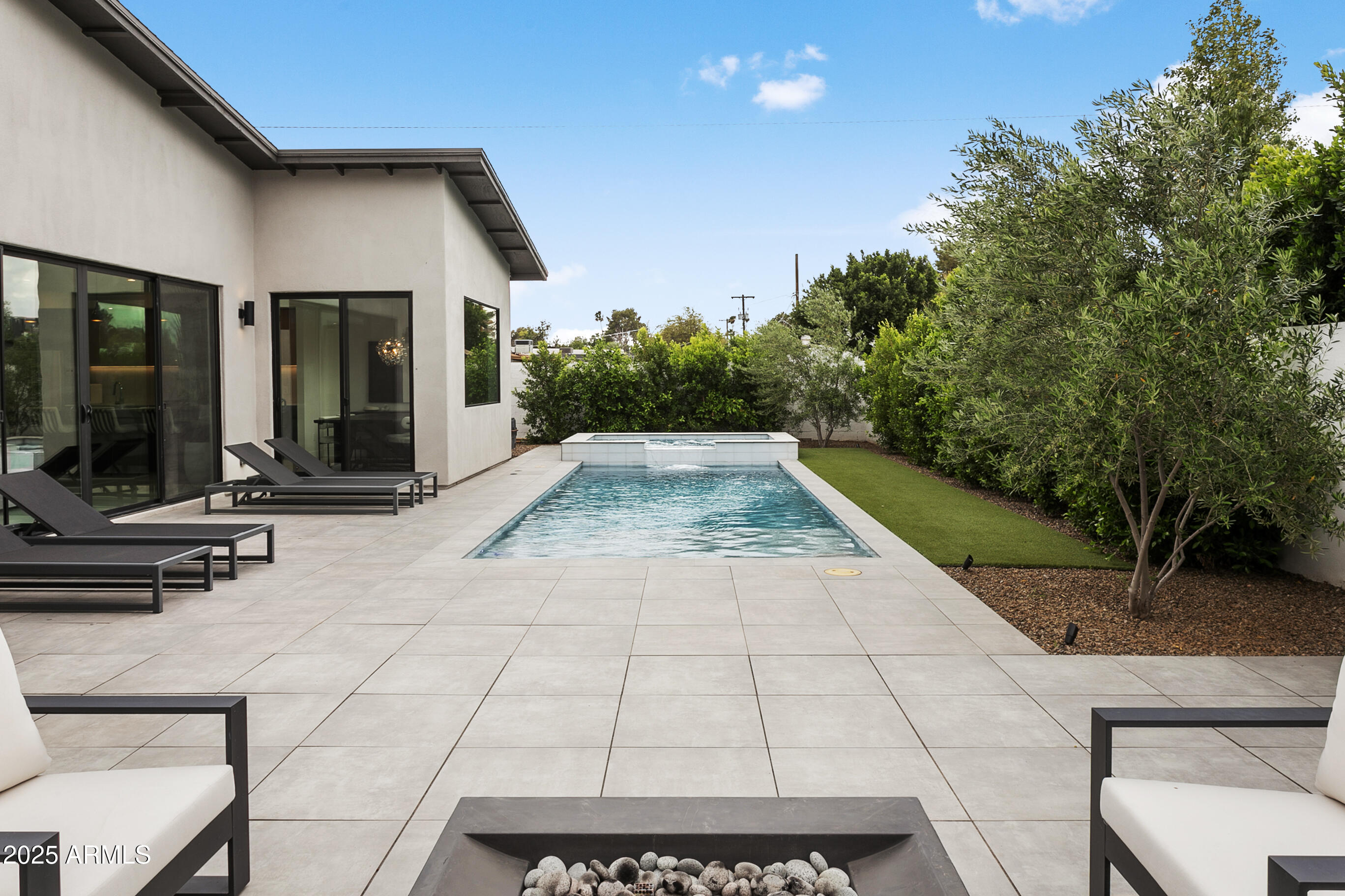 MARSHALL PARKWAY - Residential
