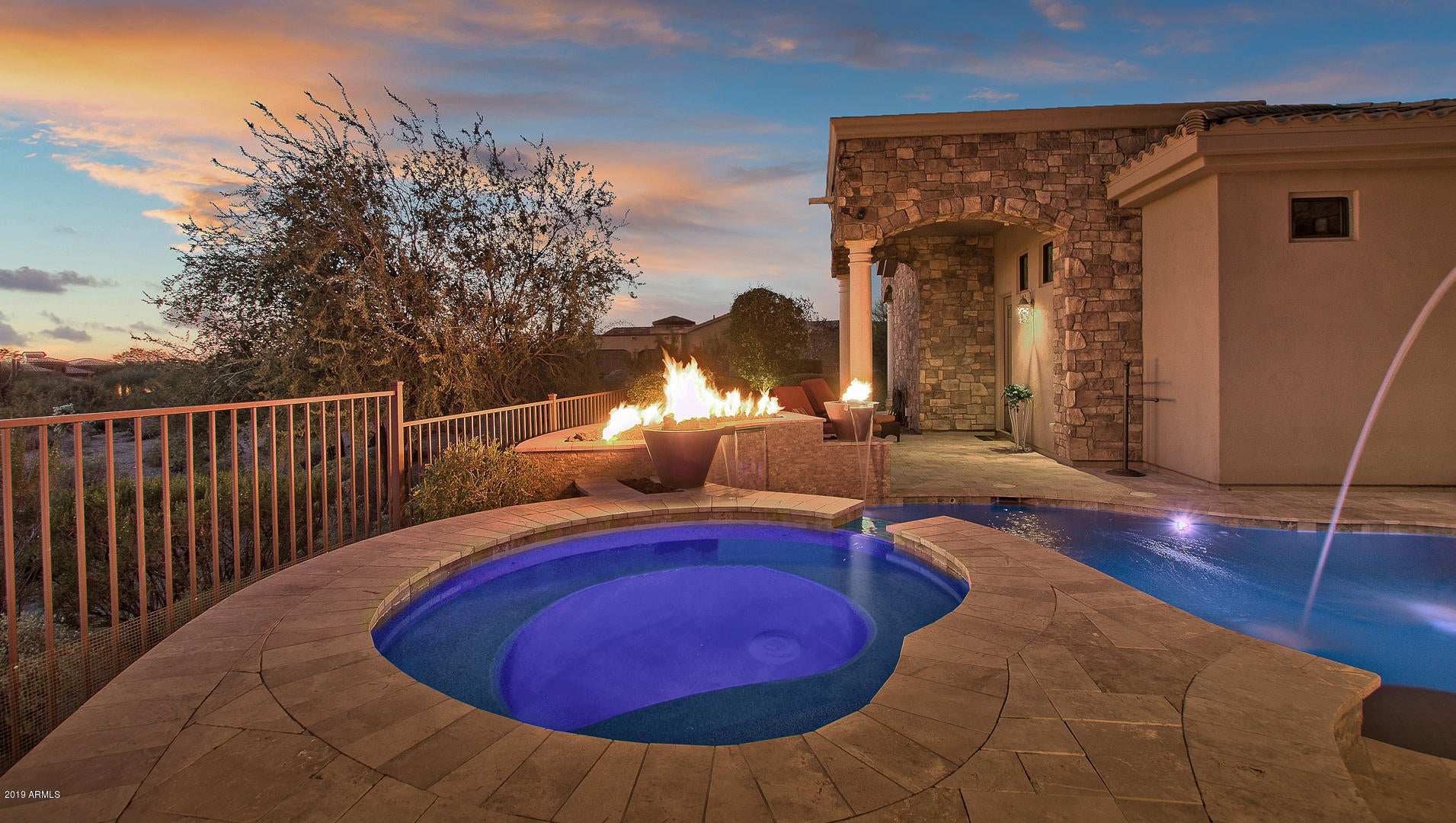 LAS SENDAS - Residential