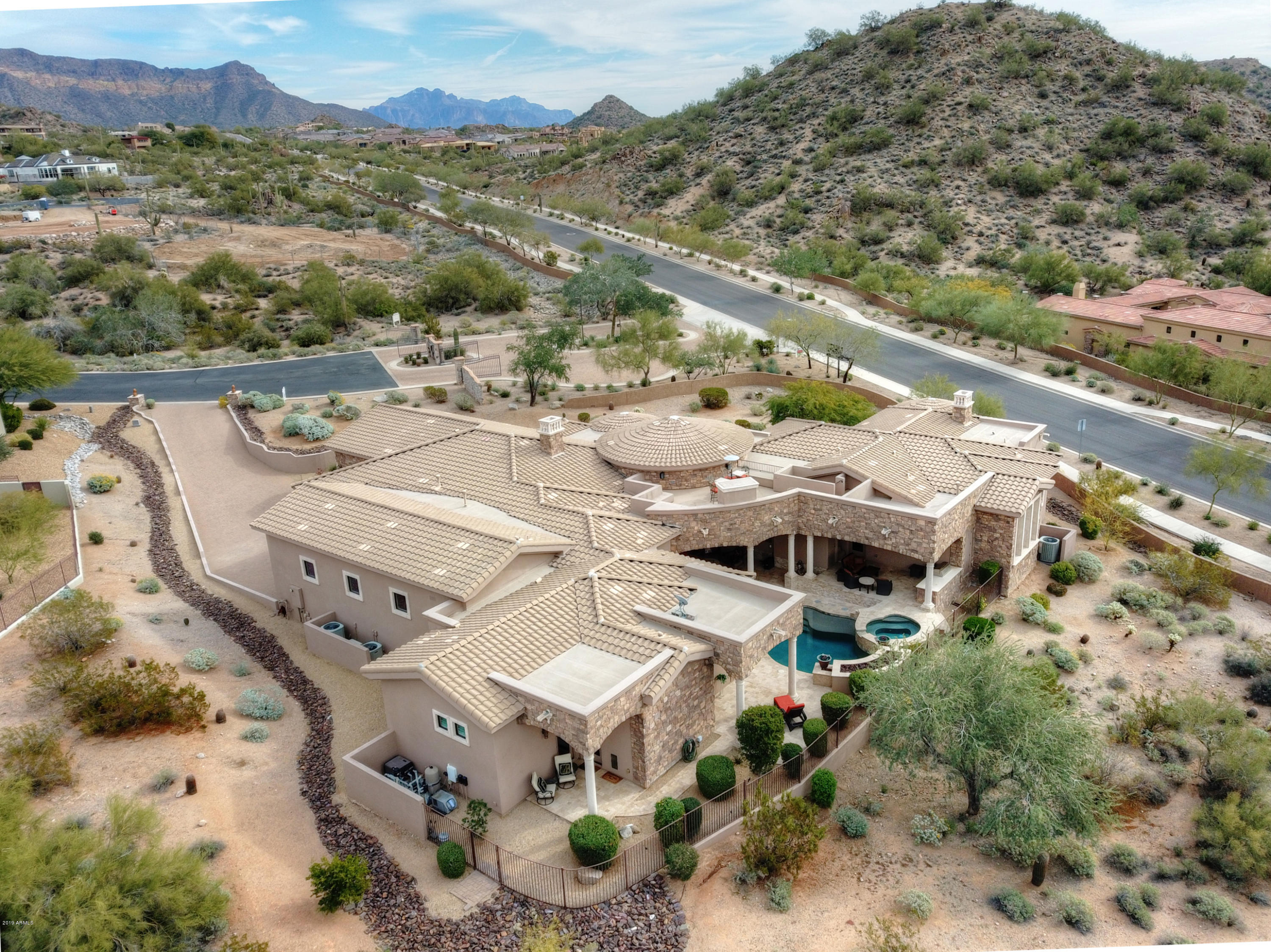 LAS SENDAS - Residential