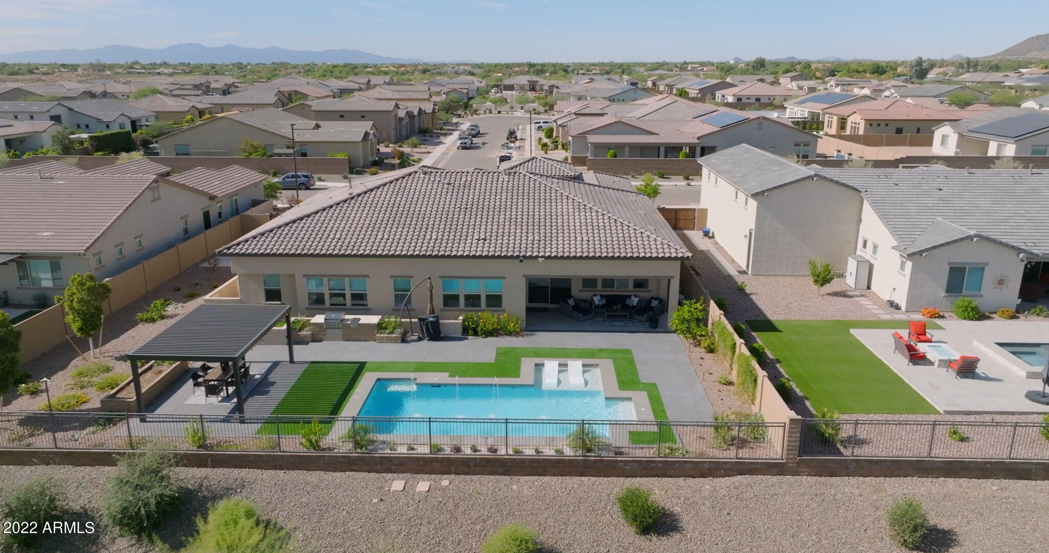 RIVERWALK - Residential