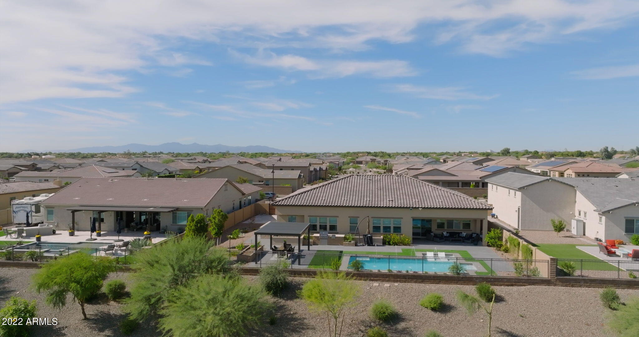 RIVERWALK - Residential