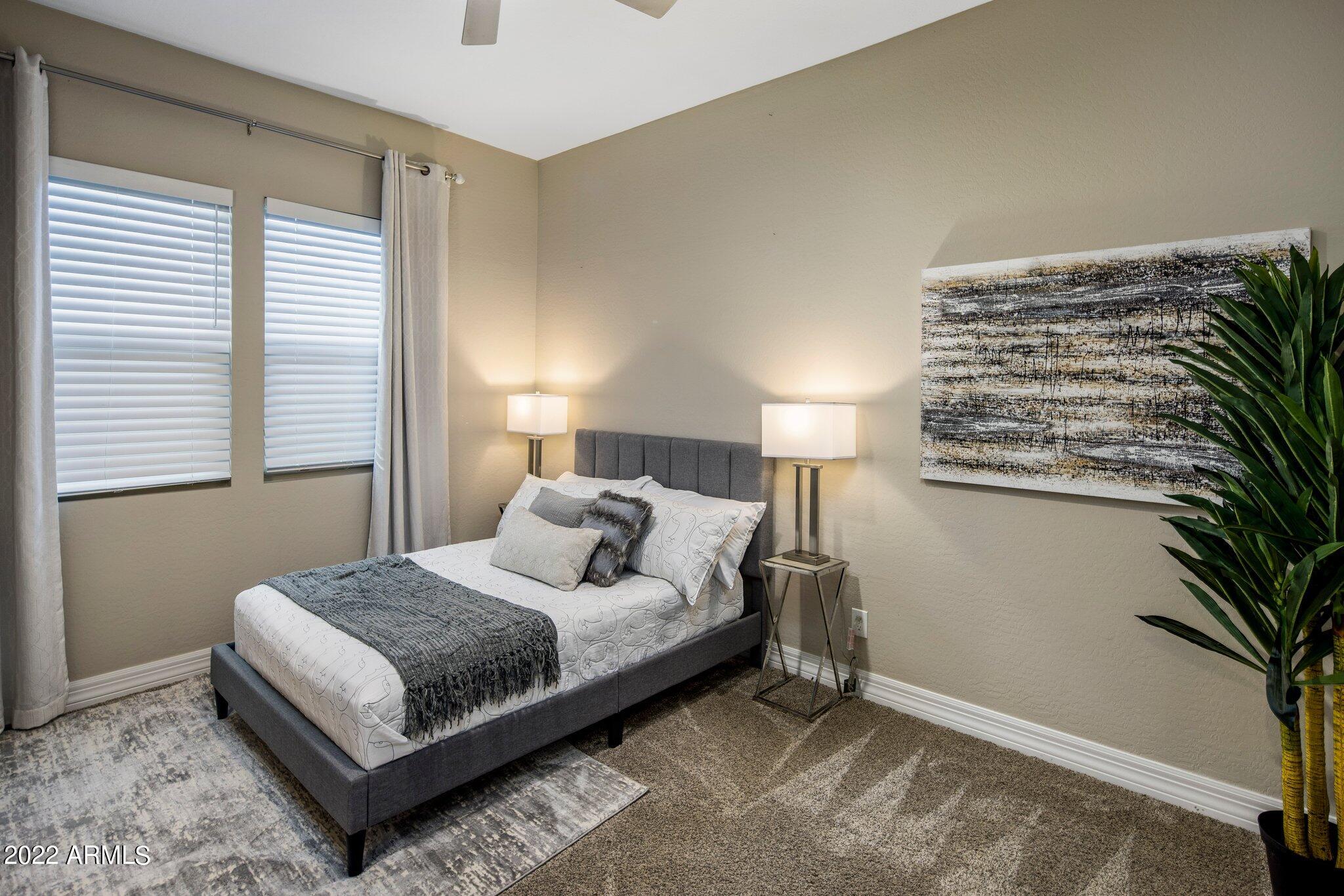 RIVERWALK - Residential