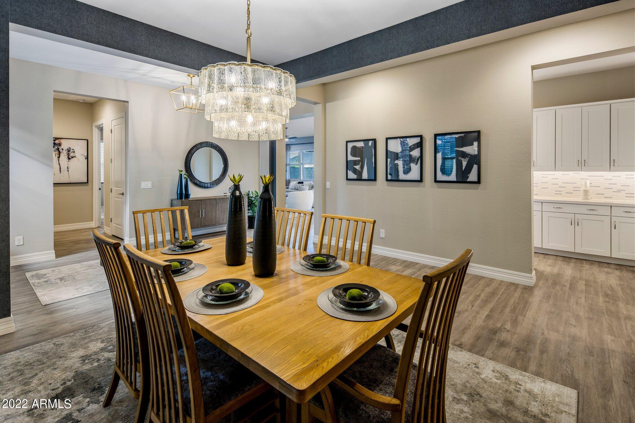 RIVERWALK - Residential