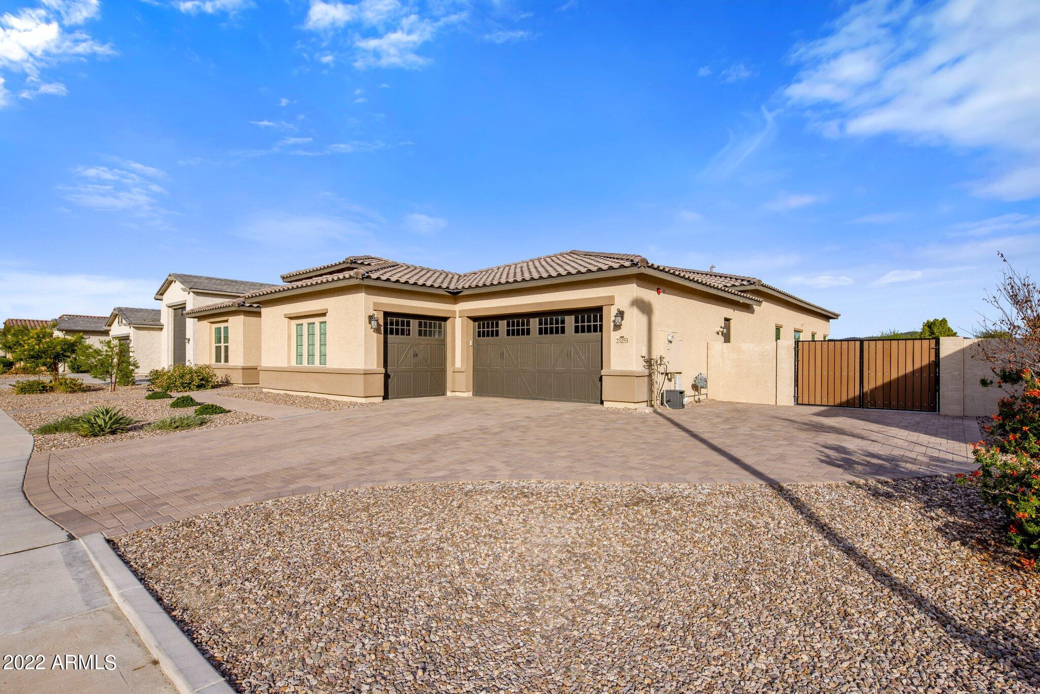 RIVERWALK - Residential