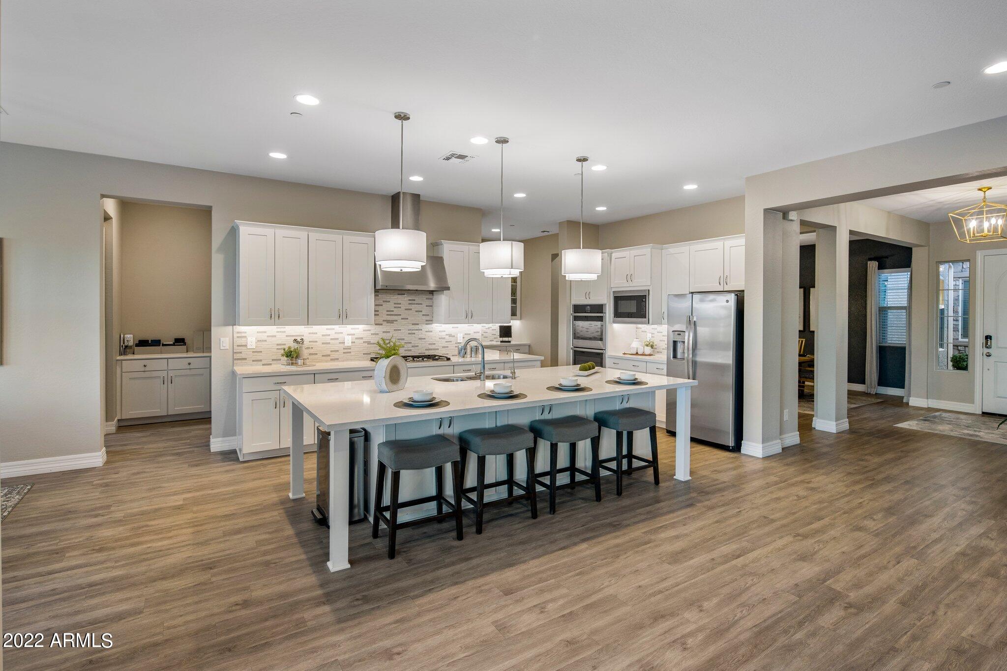 RIVERWALK - Residential