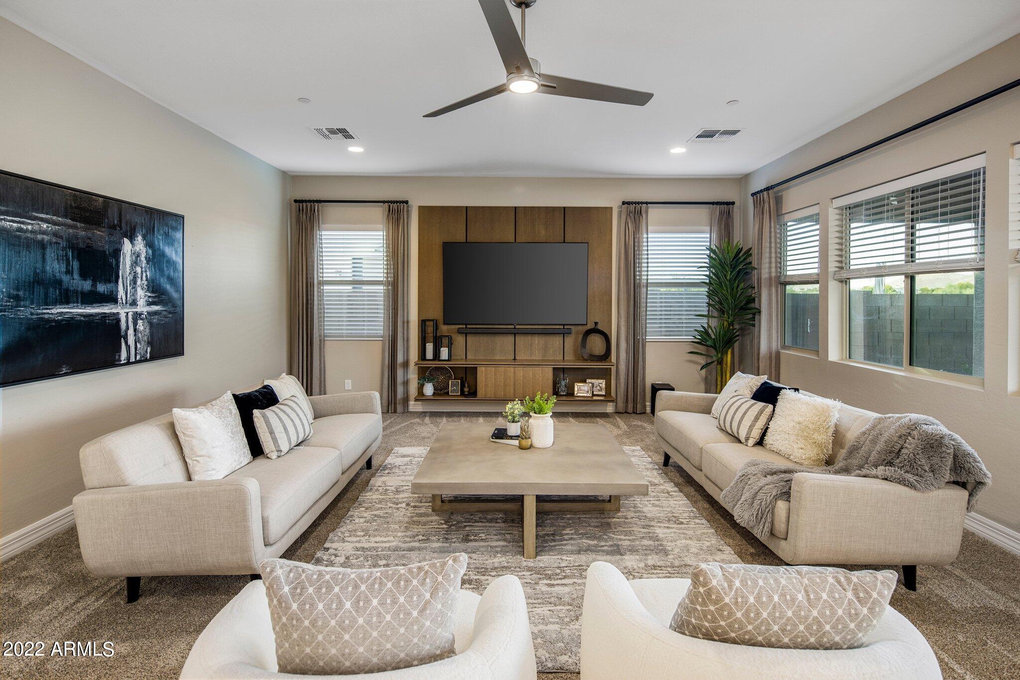 RIVERWALK - Residential