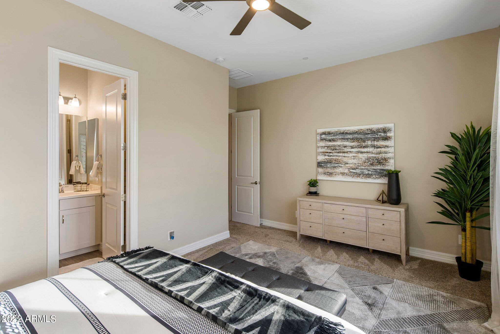 RIVERWALK - Residential