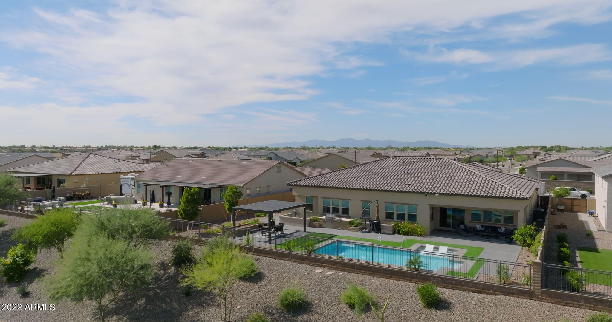 RIVERWALK - Residential