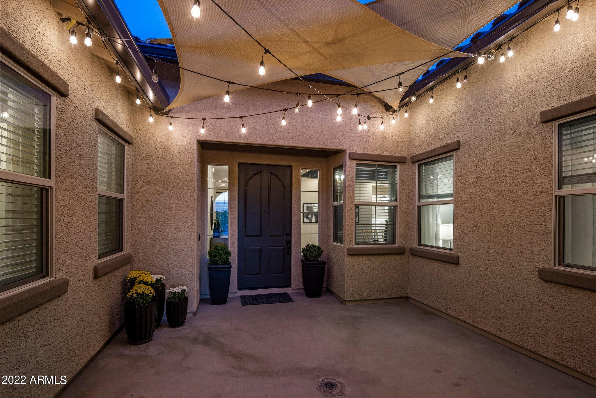 RIVERWALK - Residential