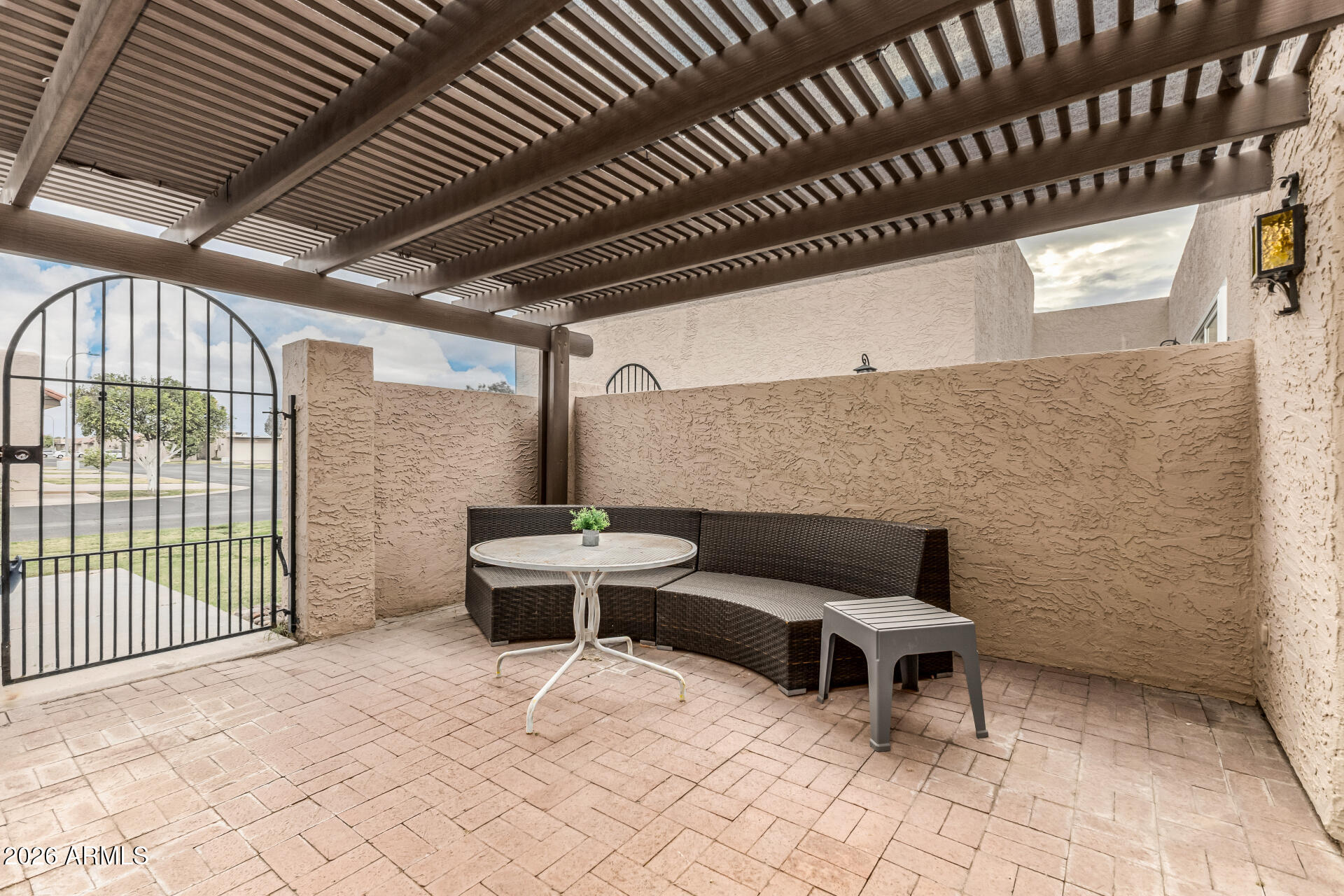 LAS ALEGRES - Residential