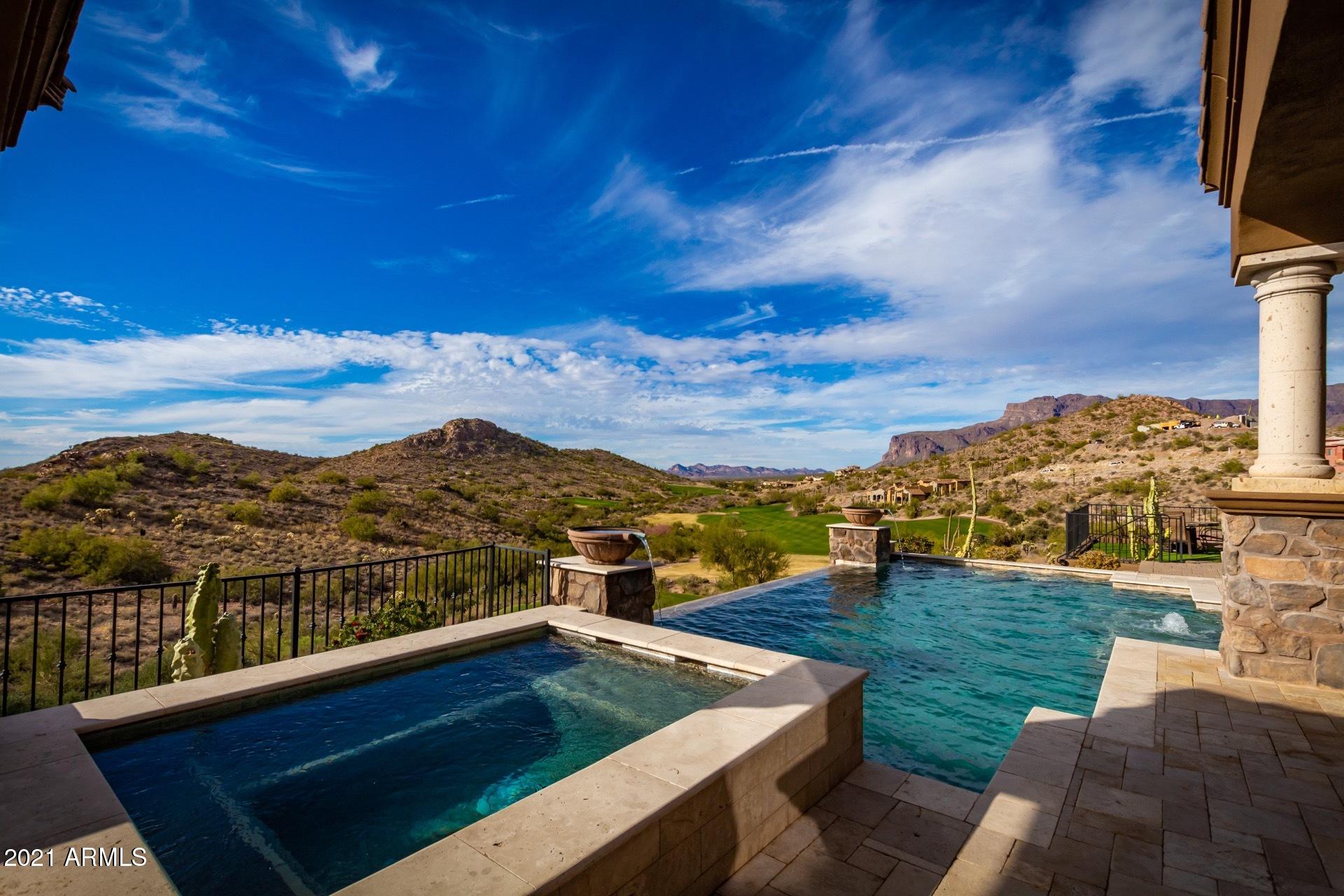 VISTA DEL CORAZON - Residential