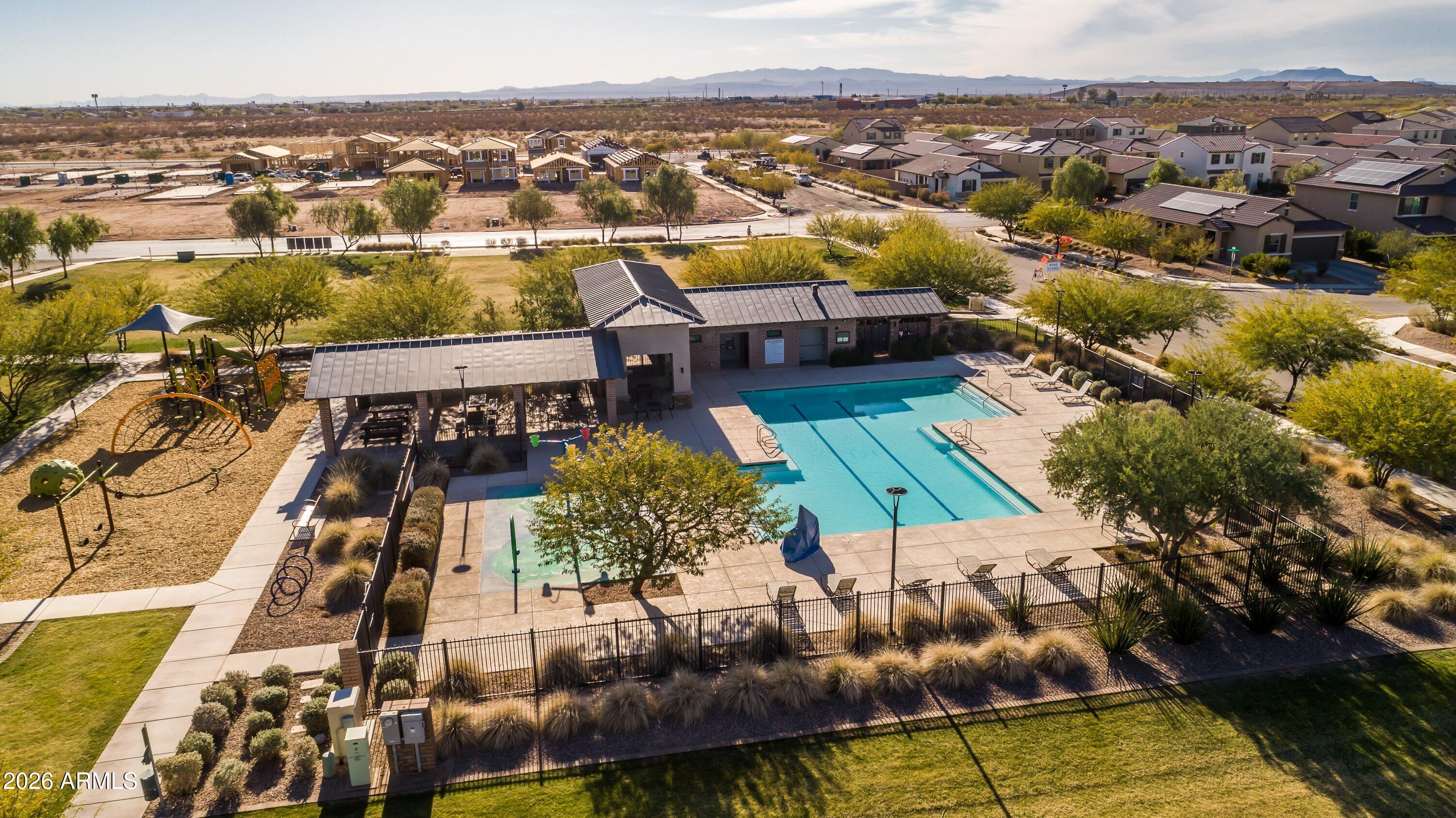 La Estancia - Residential