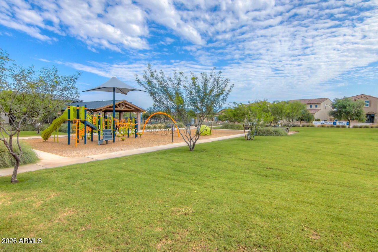 La Estancia - Residential