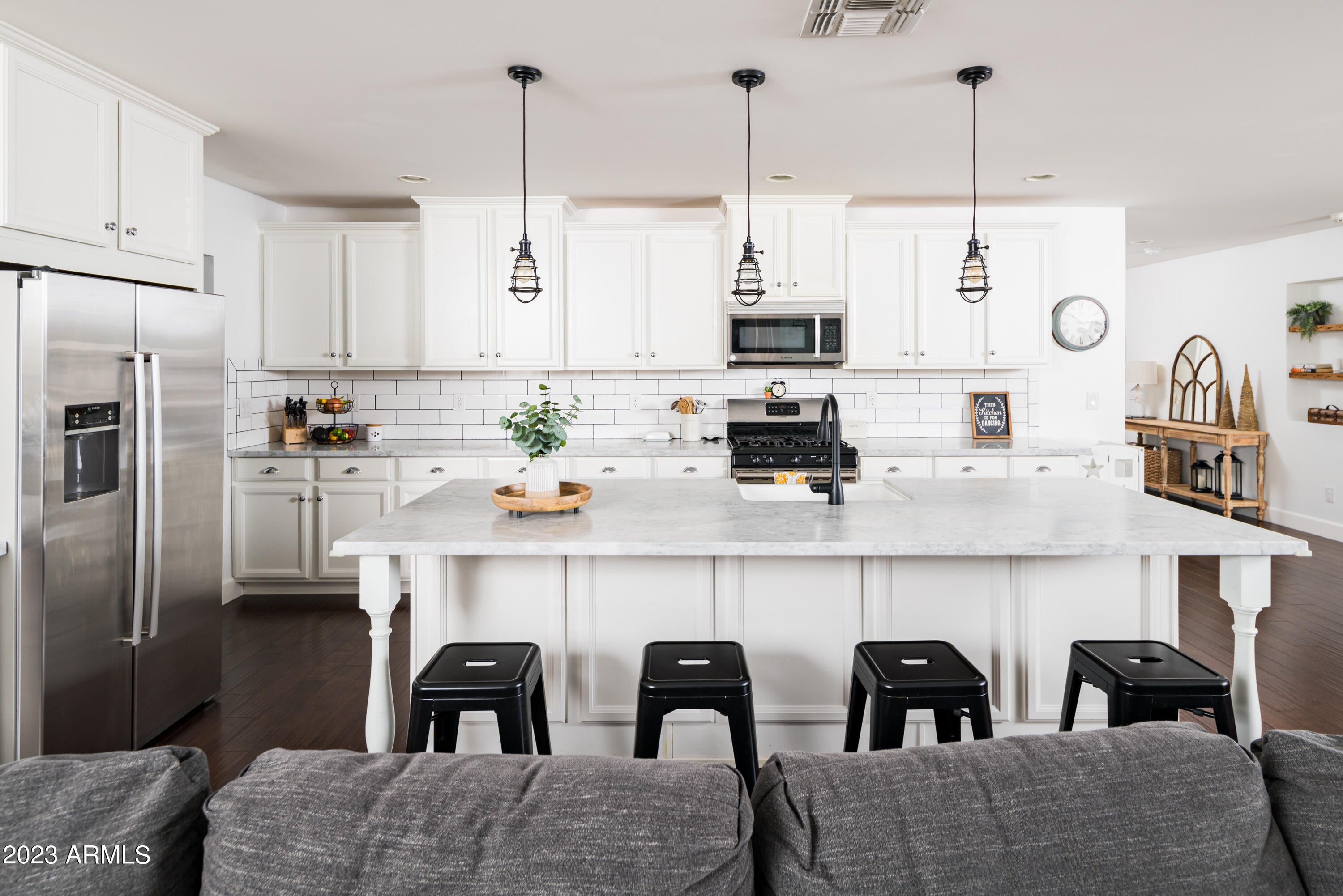 RANCHO VENTURA TR 15 - Residential
