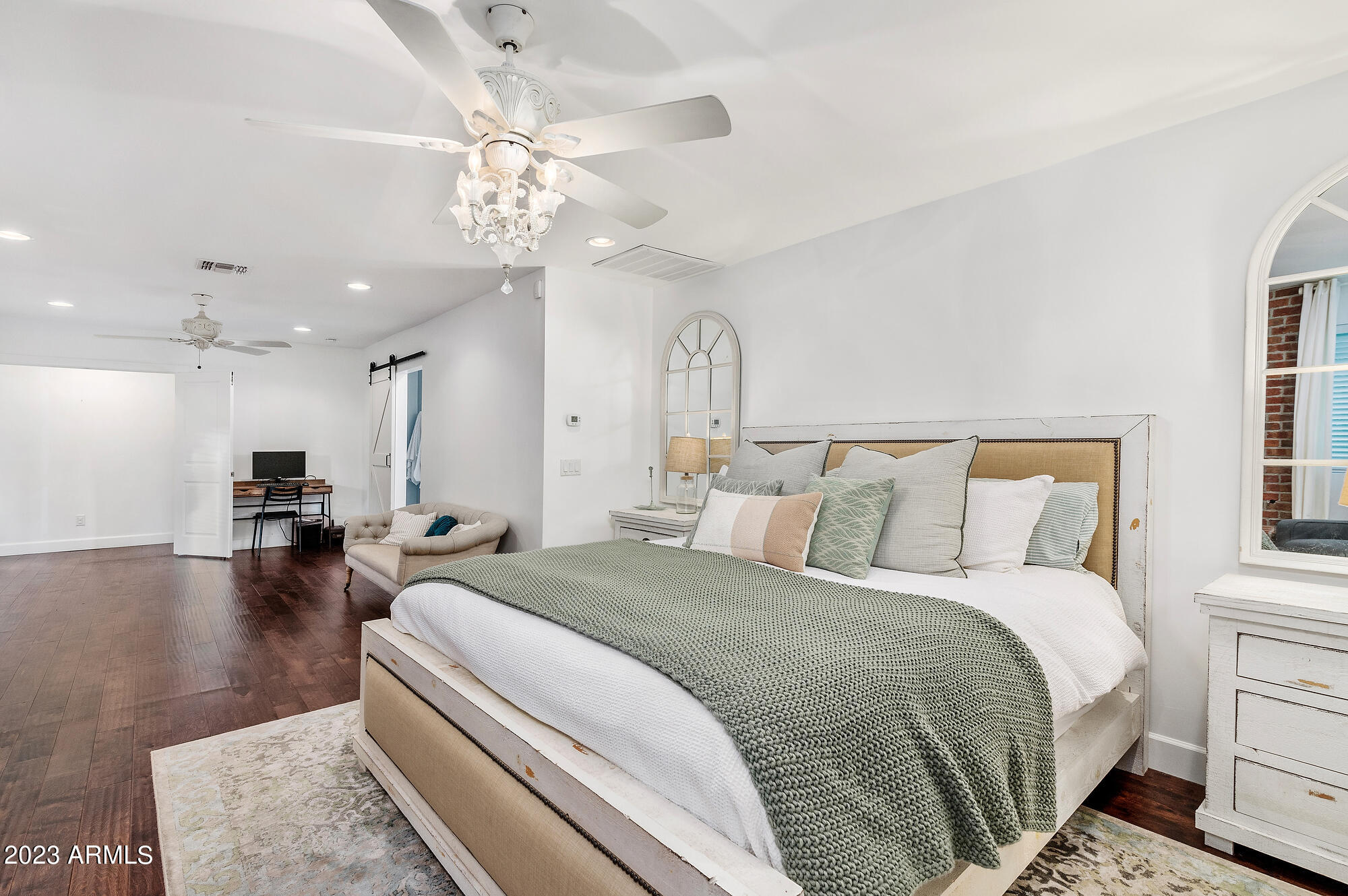 RANCHO VENTURA TR 15 - Residential