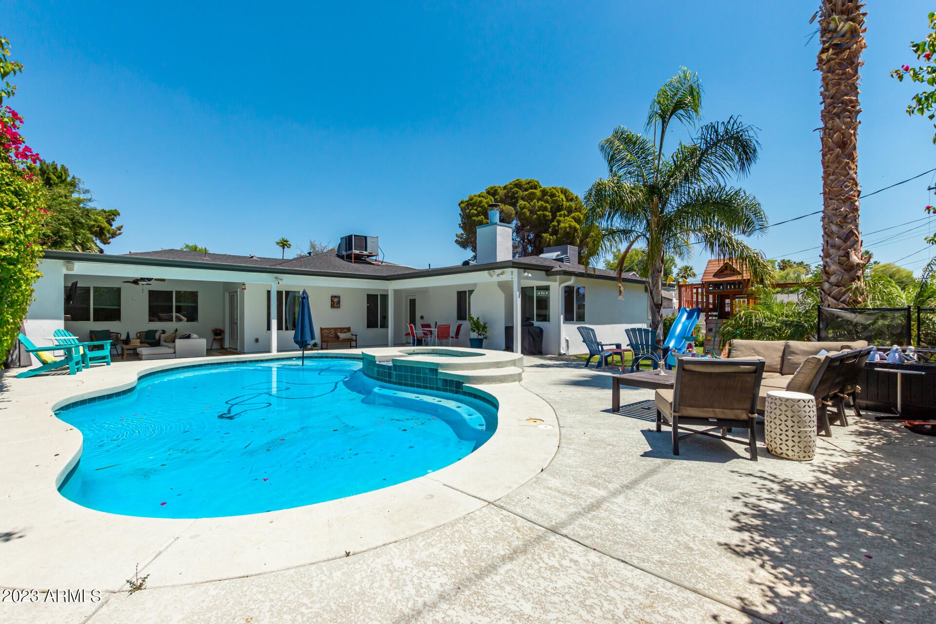 RANCHO VENTURA TR 15 - Residential