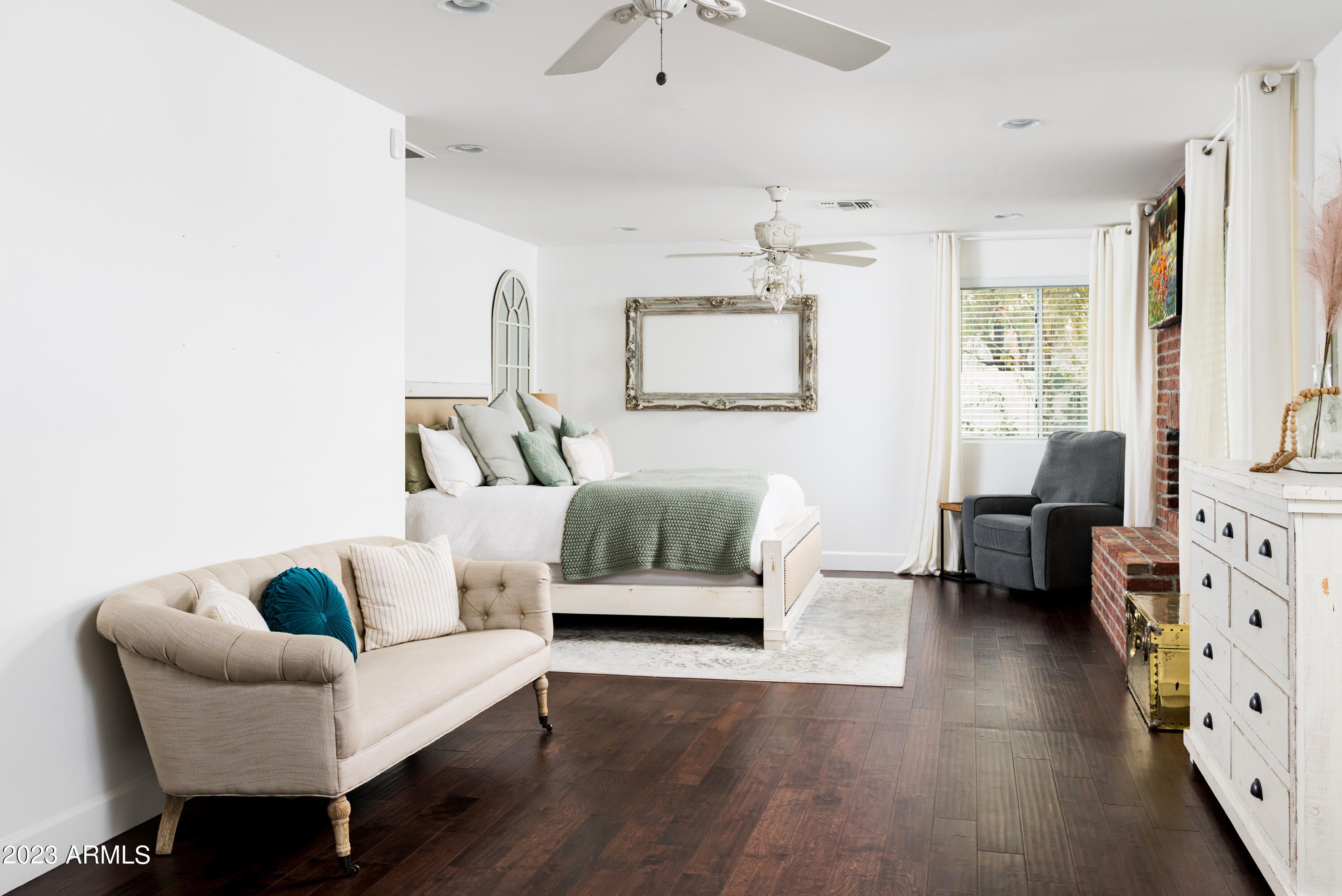 RANCHO VENTURA TR 15 - Residential