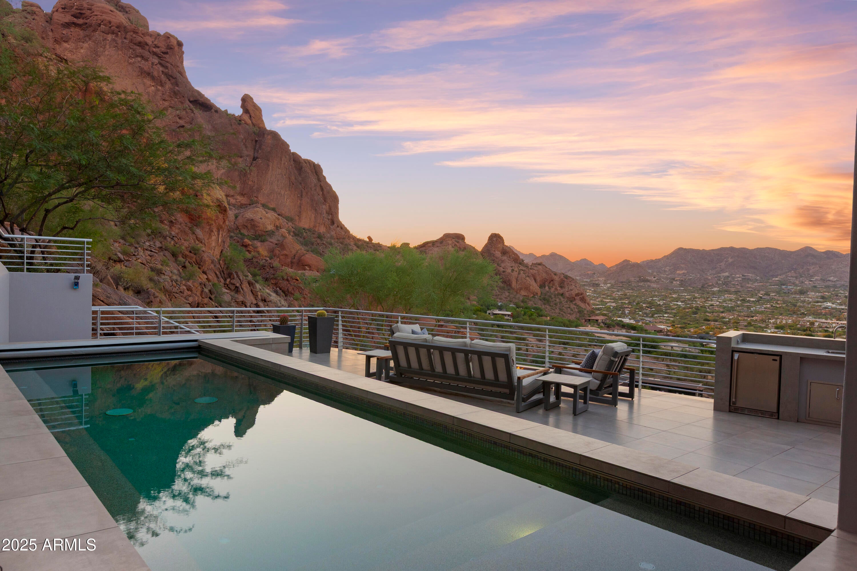 STONE CANYON EAST 2 - Residential