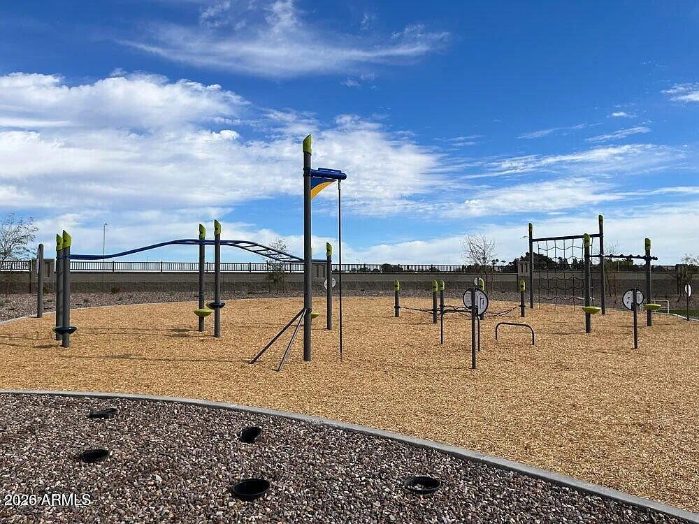 ESTRELLA CROSSING - Residential