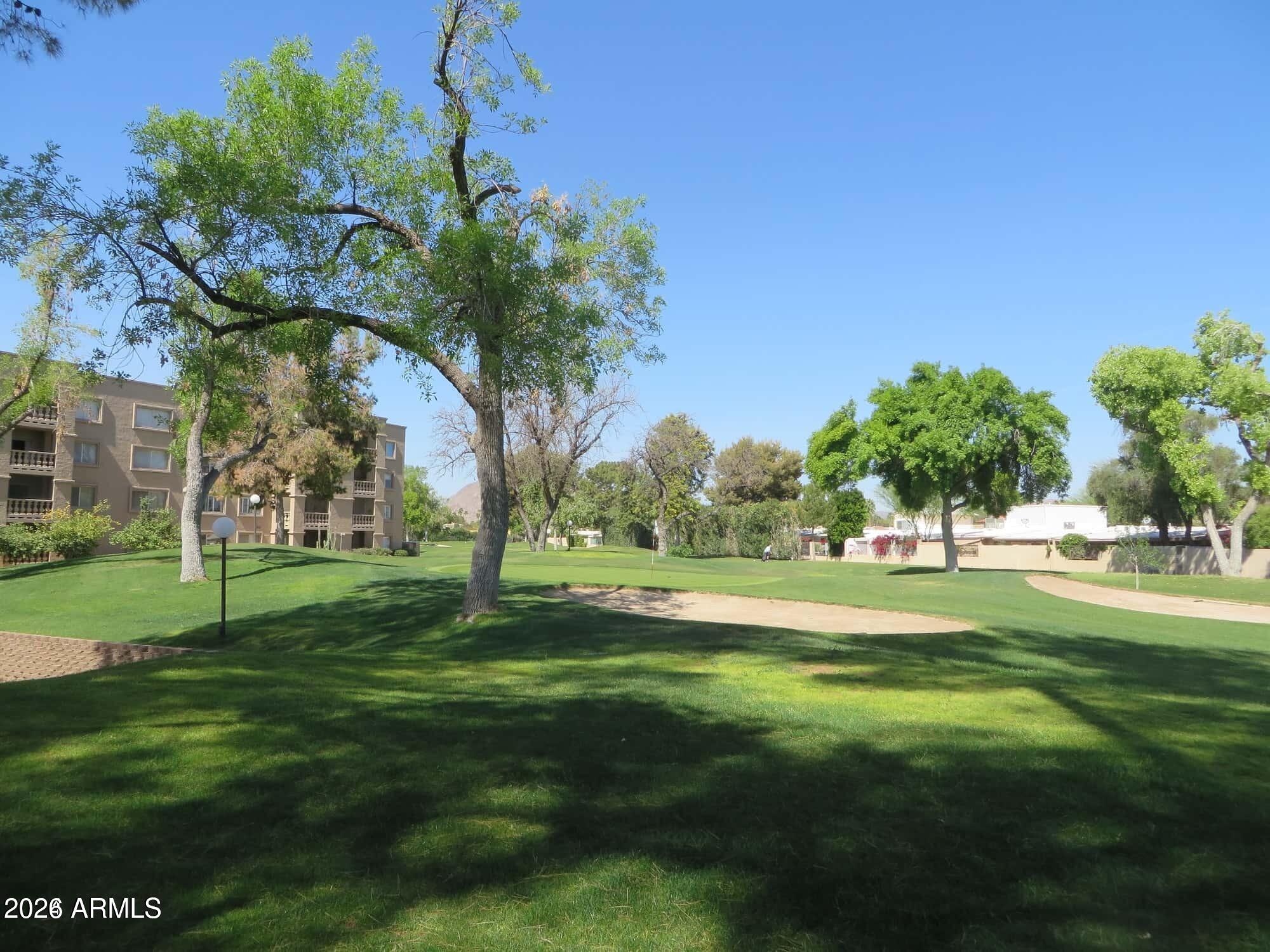 SCOTTSDALE SHADOWS 3 - Residential