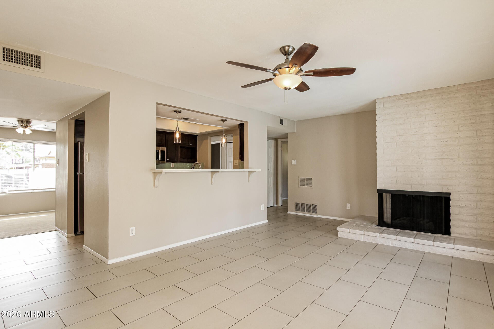 WEST PLAZA 26 - Residential